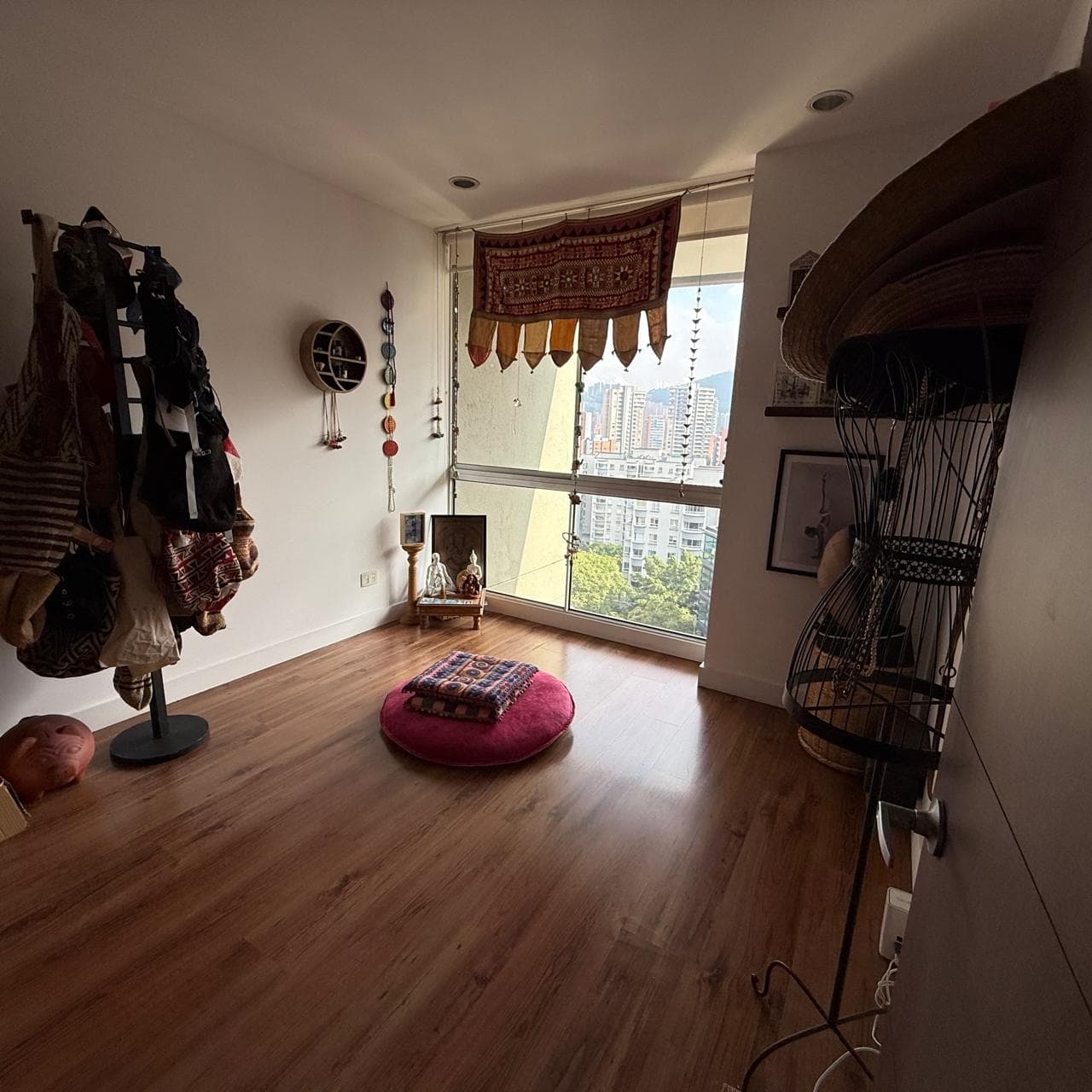 Apartamento en arriendo en Provenza, El Poblado, Medellín — foto 1 de 18