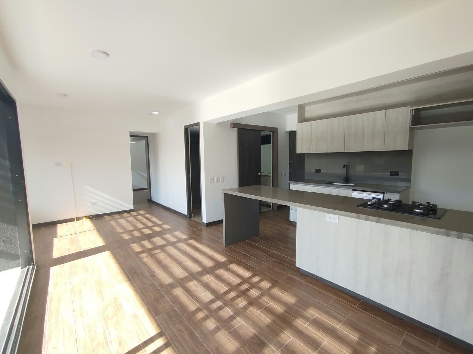 Apartamento en arriendo en El Retiro — foto 1 de 20