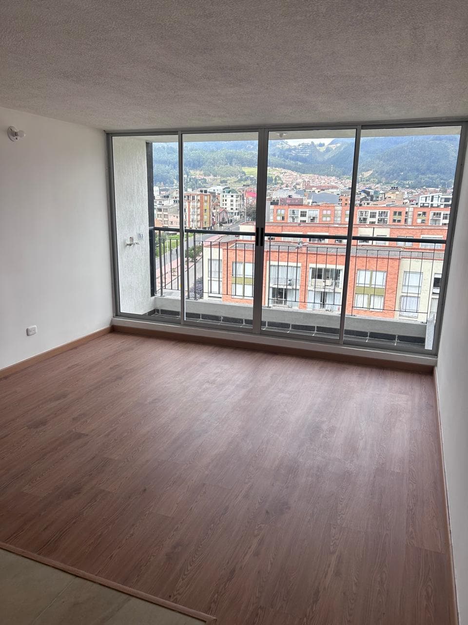 Apartamento en arriendo en Zipaquira Cundinamarca — foto 2 de 9