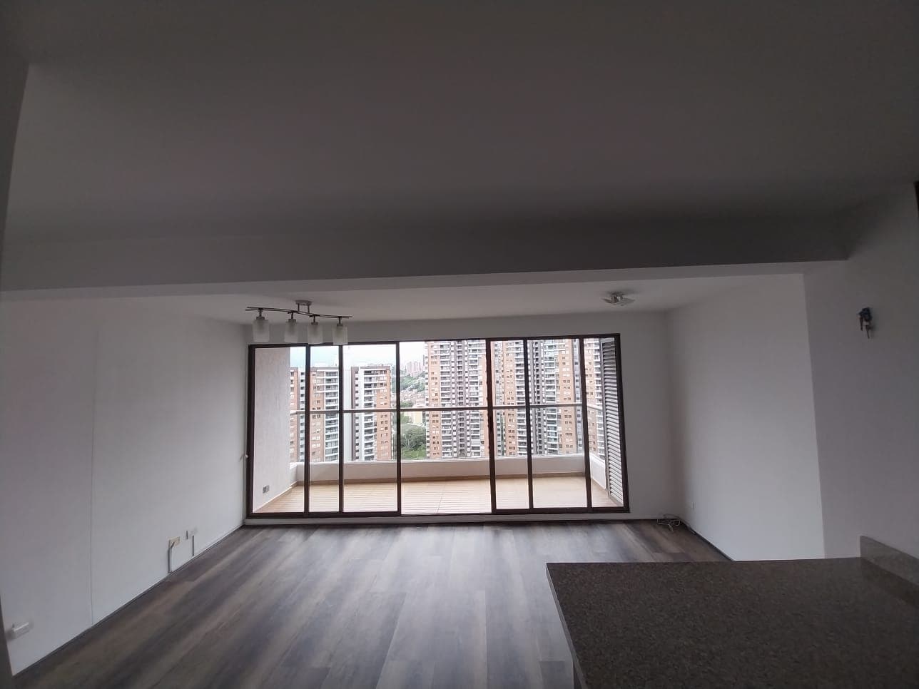 Apartamento en arriendo en La Loma de los Bernal, Belen, Medellín — foto 5 de 19