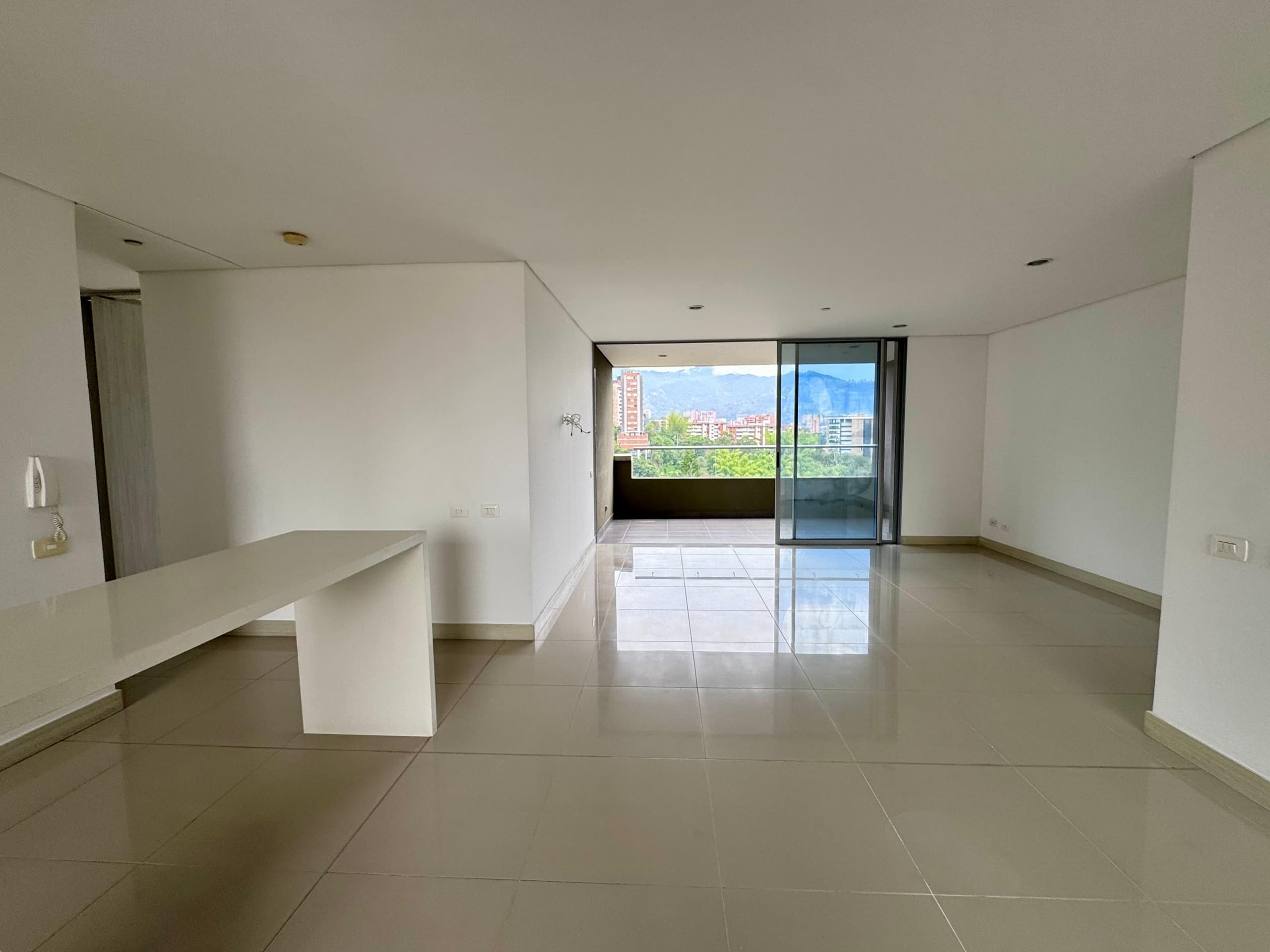 Apartamento en arriendo en Loma Benedictinos, Envigado — foto 3 de 20