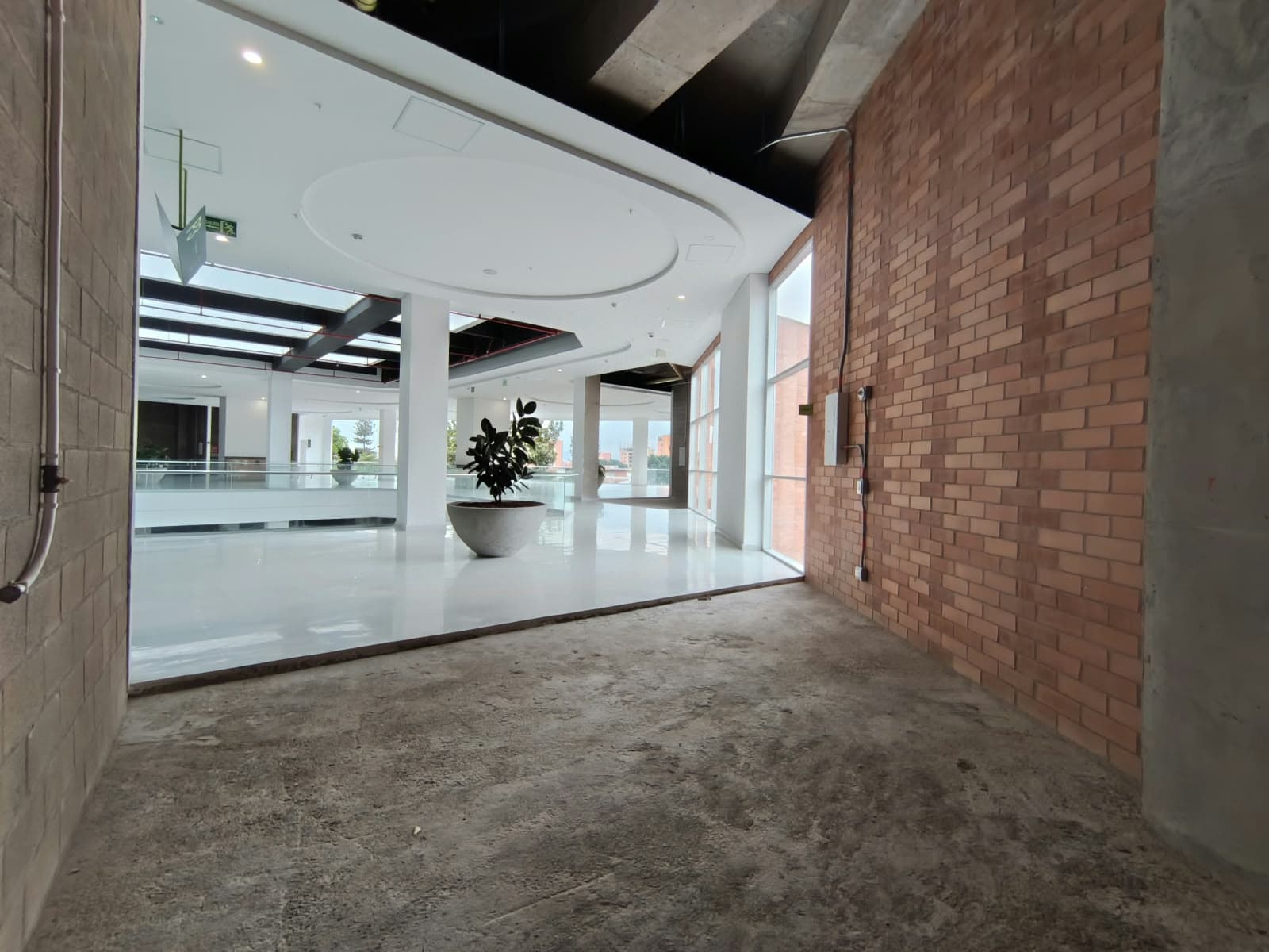 Local en arriendo en Los Pinos, La America, Medellín — foto 5 de 10