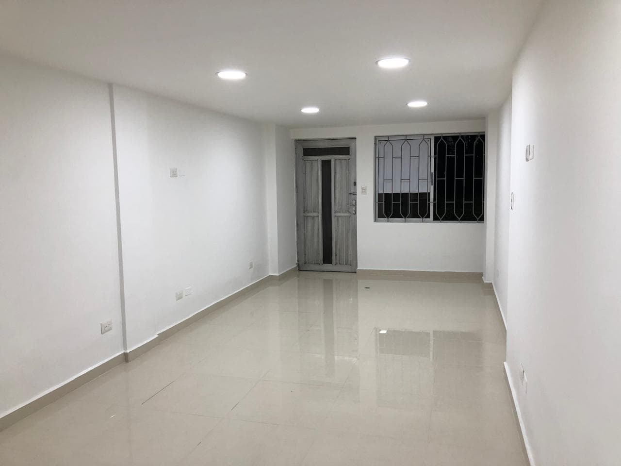 Local en arriendo en Laureles Medellín — foto 2 de 15