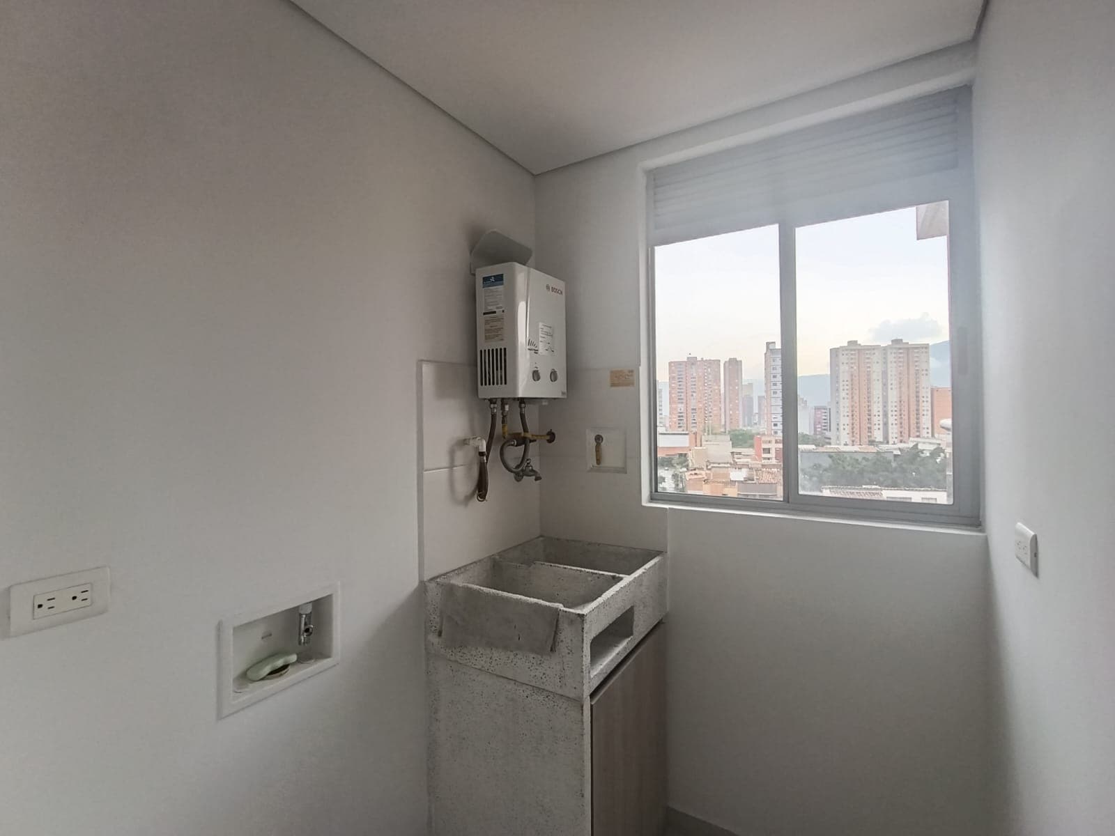 Apartamento en arriendo en El Carmelo Sabaneta — foto 5 de 20