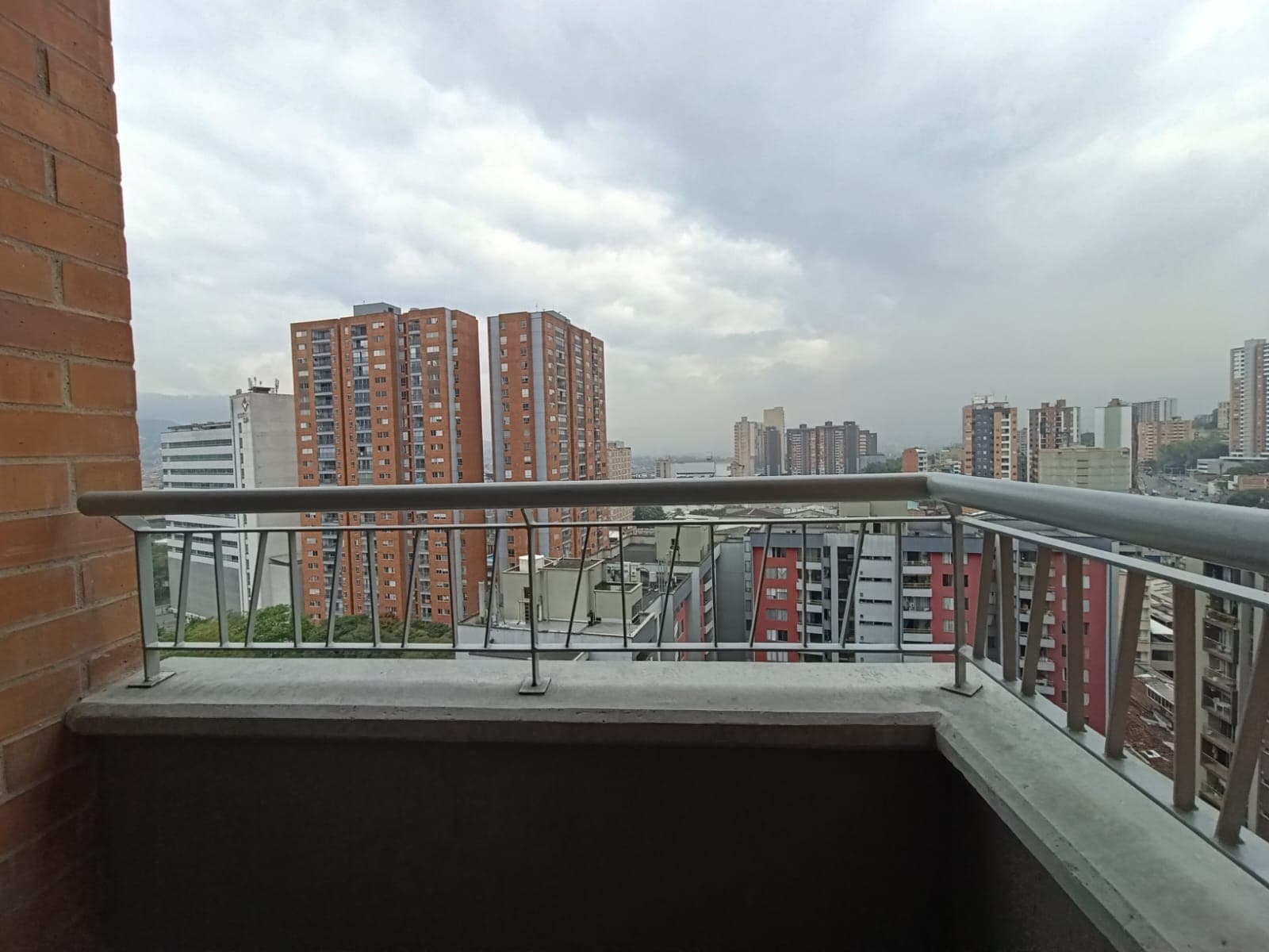 Apartamento en arriendo en Restrepo Naranjo, Sabaneta — foto 1 de 16