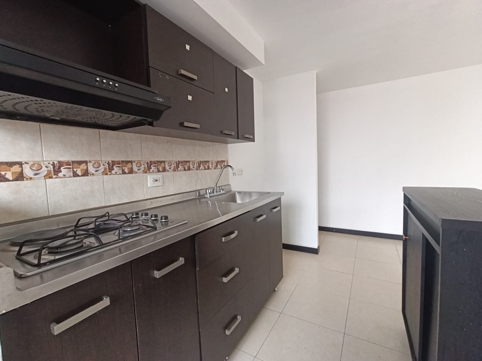 Apartamento en arriendo en Restrepo Naranjo, Sabaneta — foto 3 de 16