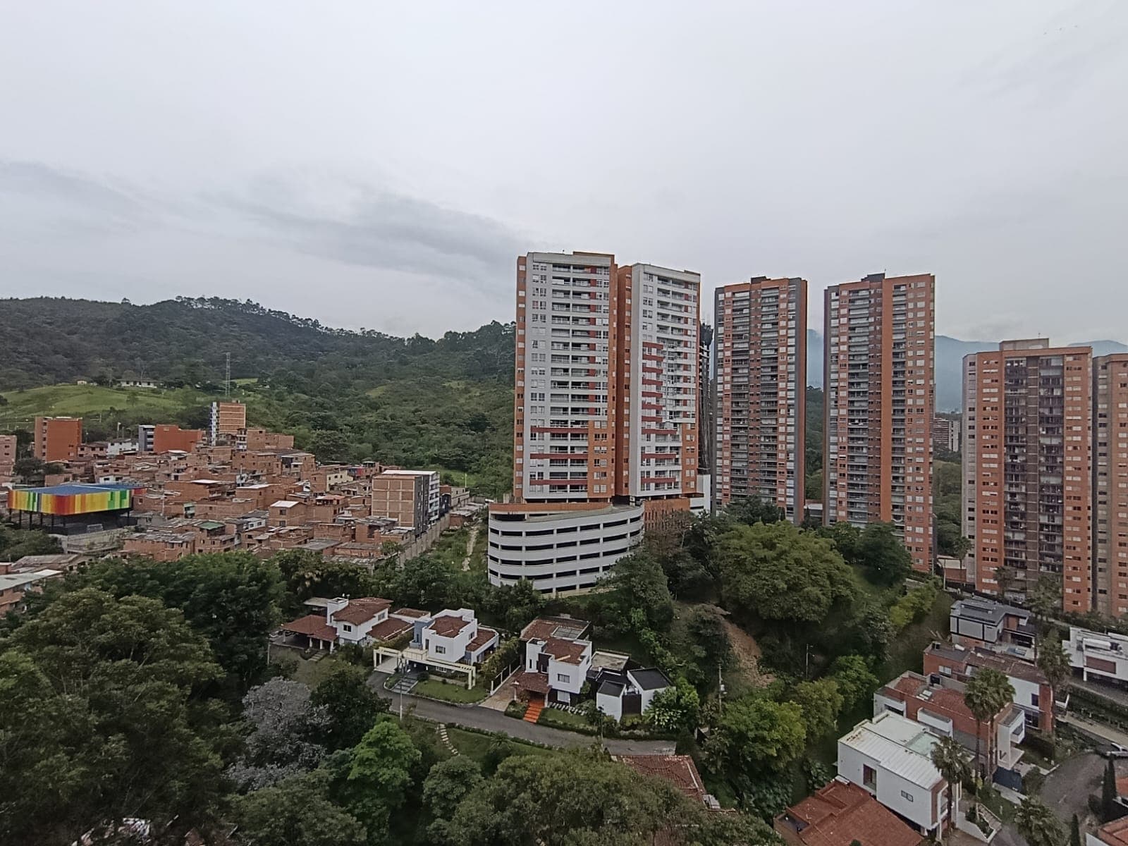 Apartamento en arriendo en Loma San José Sabaneta — foto 3 de 20