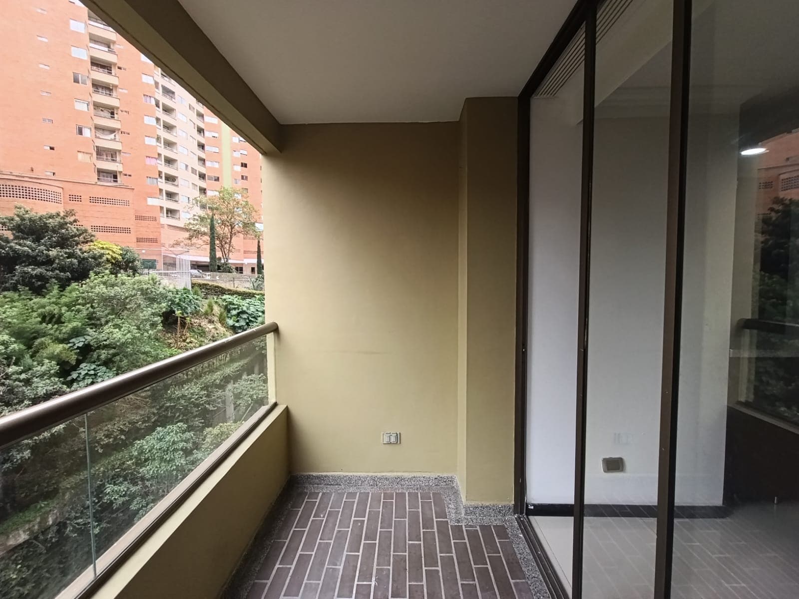 Apartamento en arriendo en San Joaquín Sabaneta — foto 1 de 20
