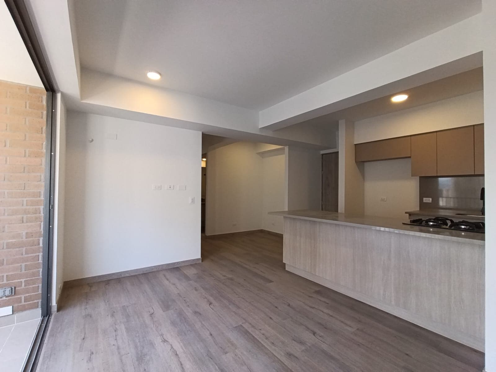 Apartamento en arriendo en Ciudad del Rio, El Poblado, Medellín — foto 4 de 16