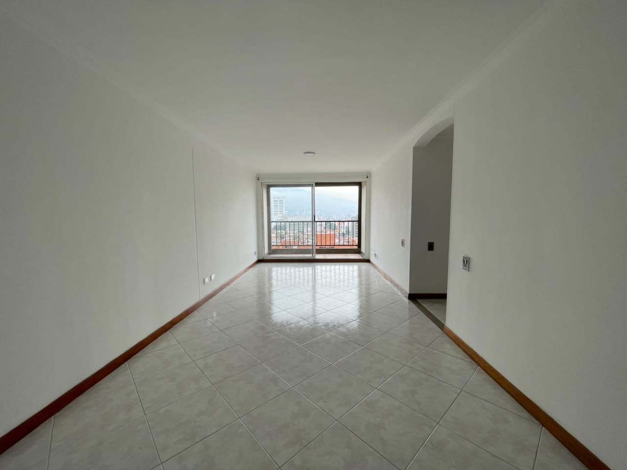 Apartamento en arriendo en La Palma, Belen, Medellín — foto 1 de 20