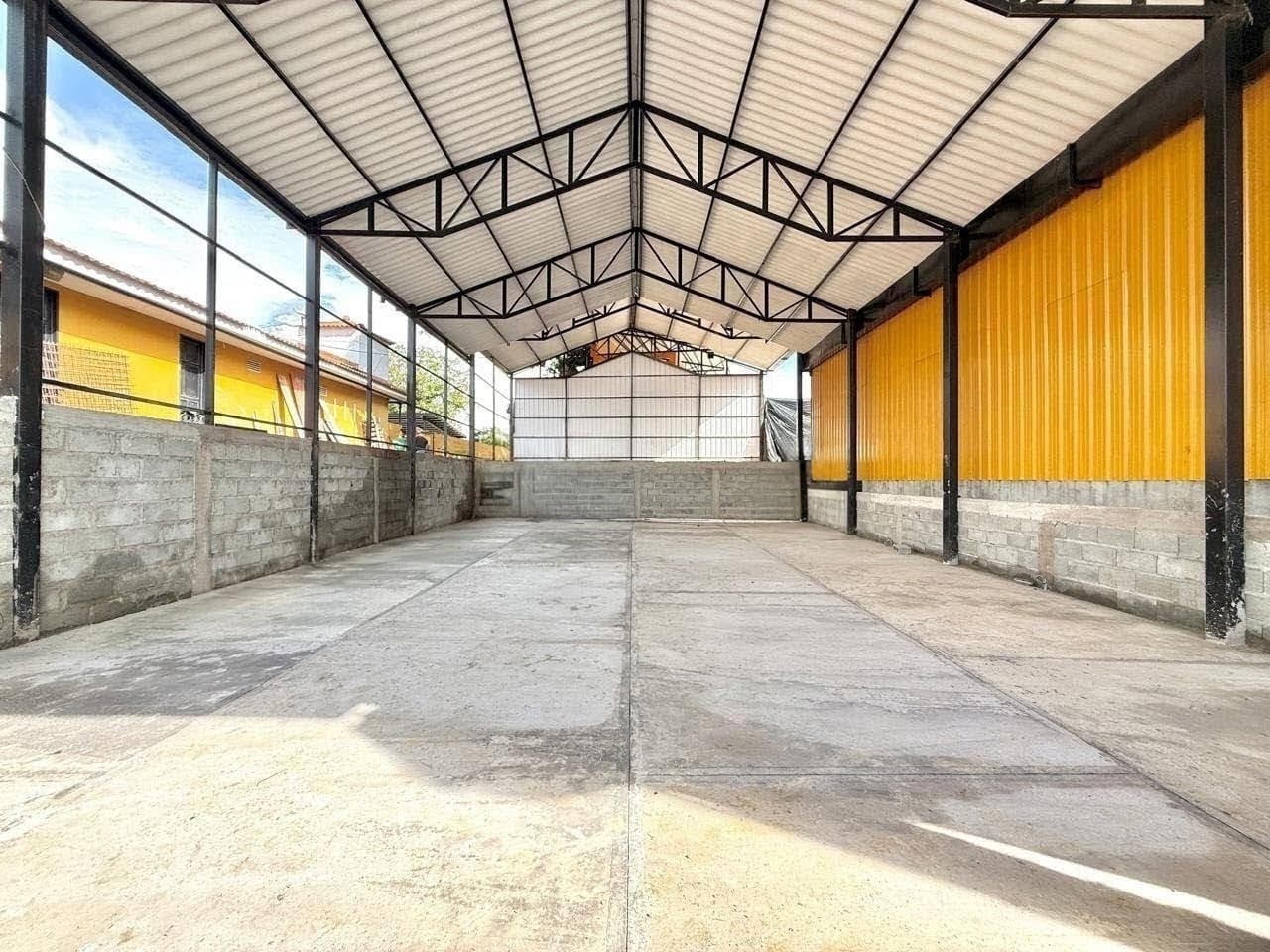 Bodega en arriendo en Cerritos, Pereira — foto 1 de 8
