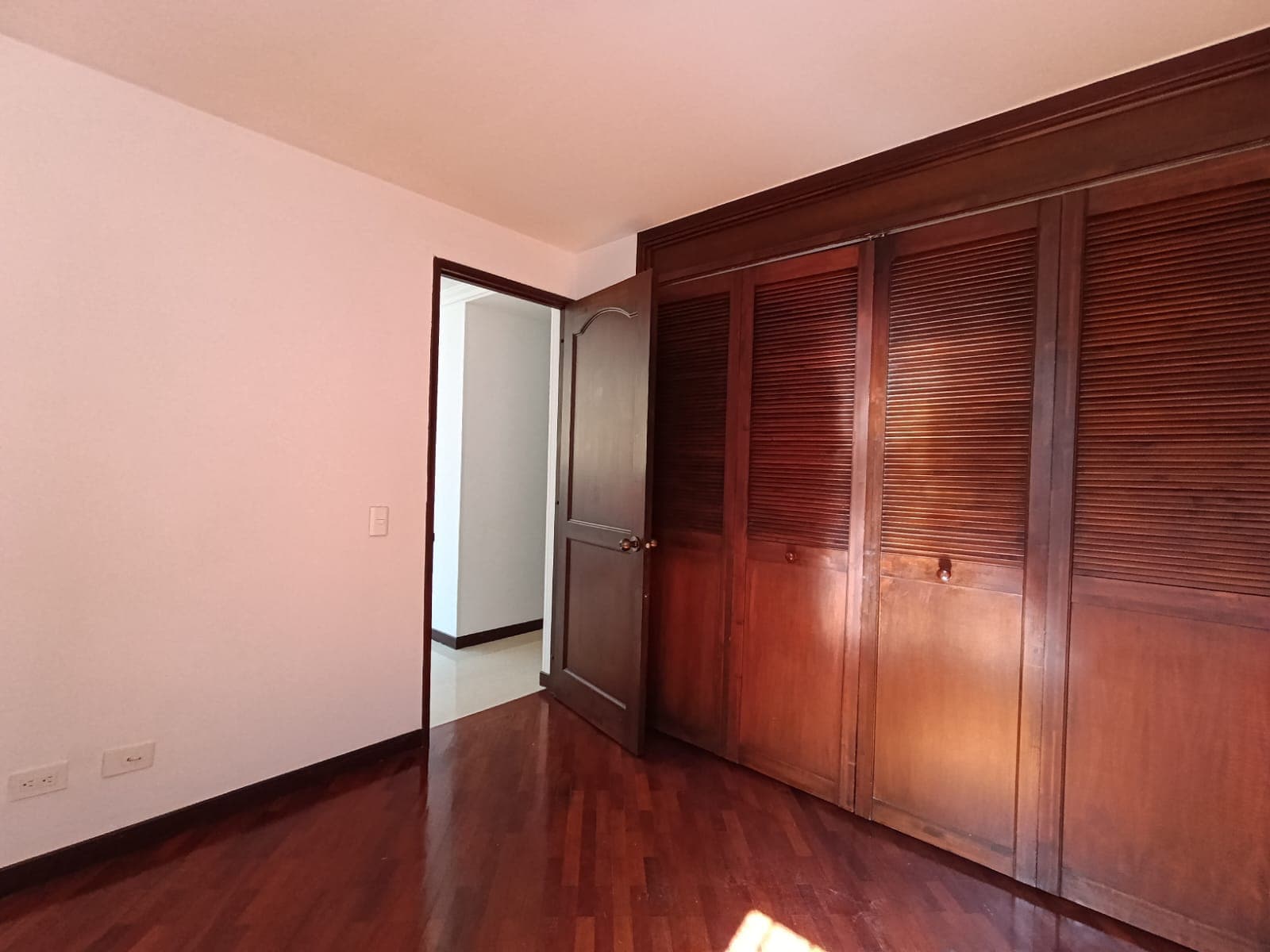 Apartamento en arriendo en Medellín — foto 5 de 17