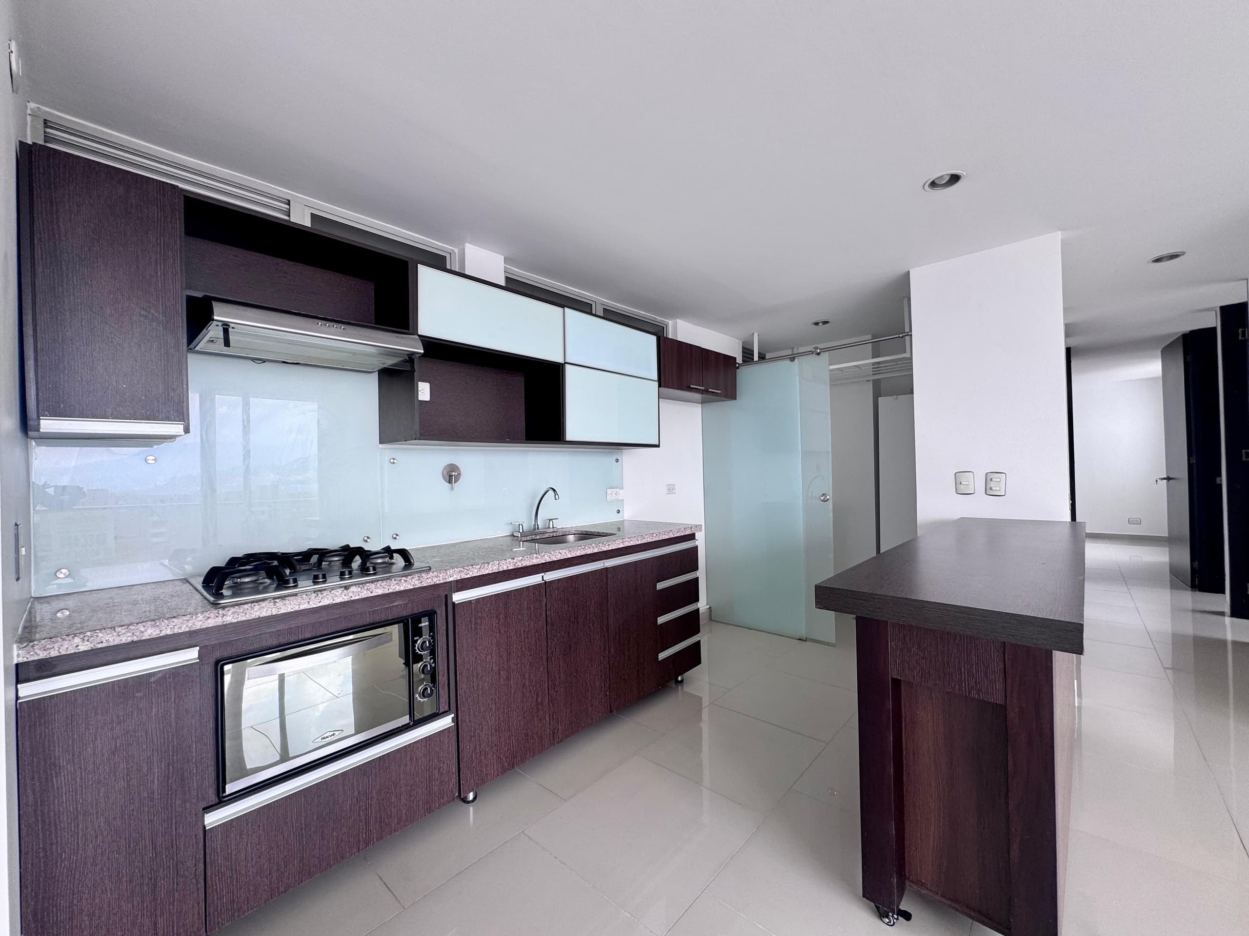 Apartamento en arriendo en La Cuenca, Envigado — foto 5 de 16