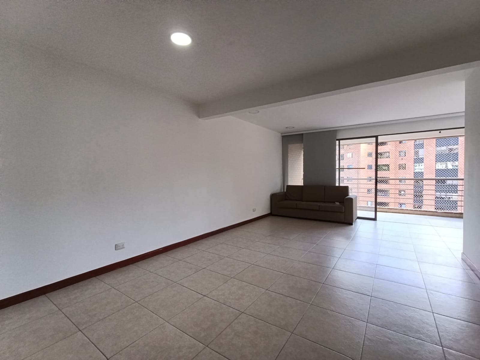 Apartamento en arriendo en Medellín — foto 2 de 16