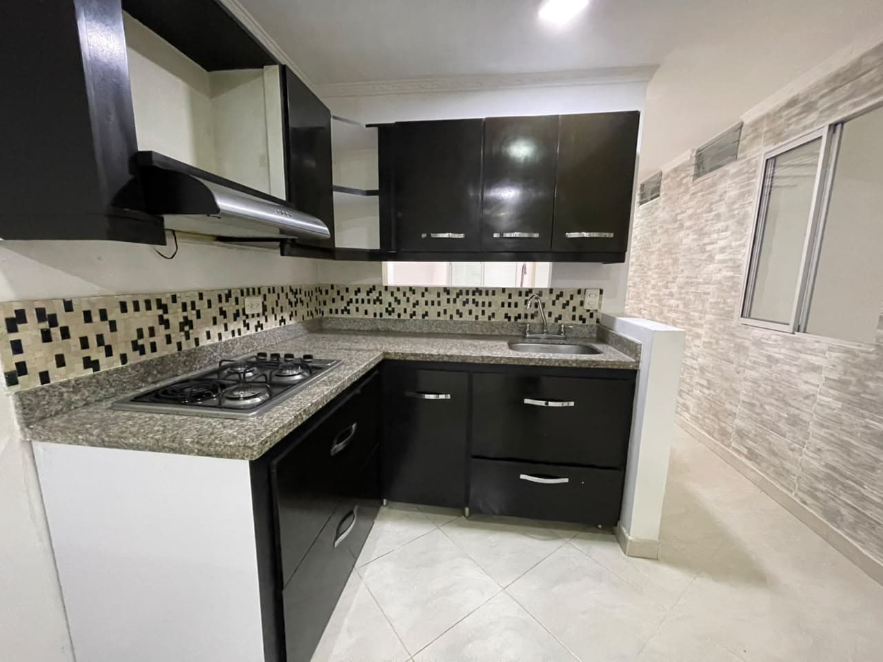 Casa Vivienda en arriendo en Los Alpes, Belen, Medellín — foto 4 de 15