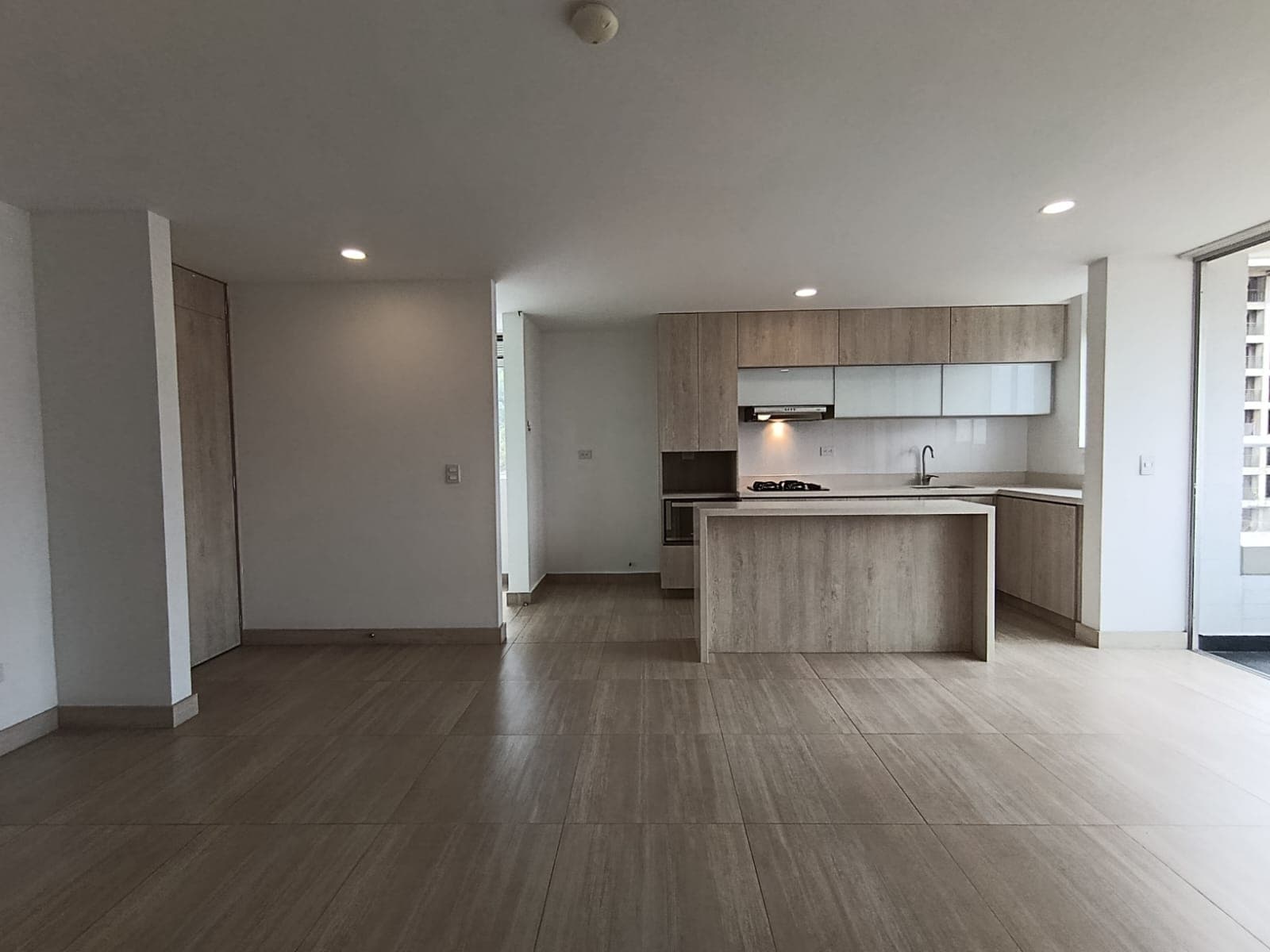 Apartamento en arriendo en El Carmelo Sabaneta — foto 3 de 20