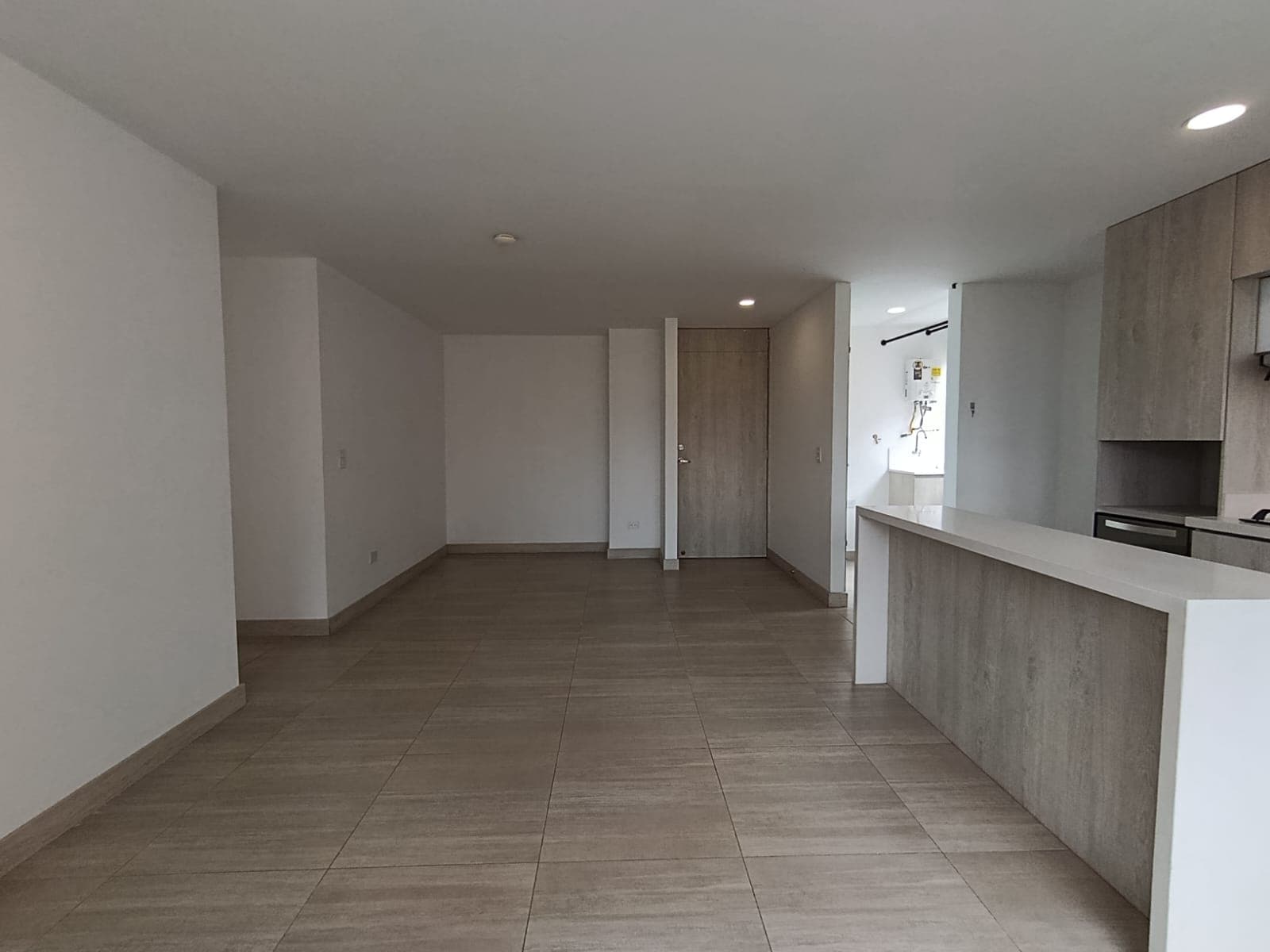 Apartamento en arriendo en El Carmelo Sabaneta — foto 4 de 20