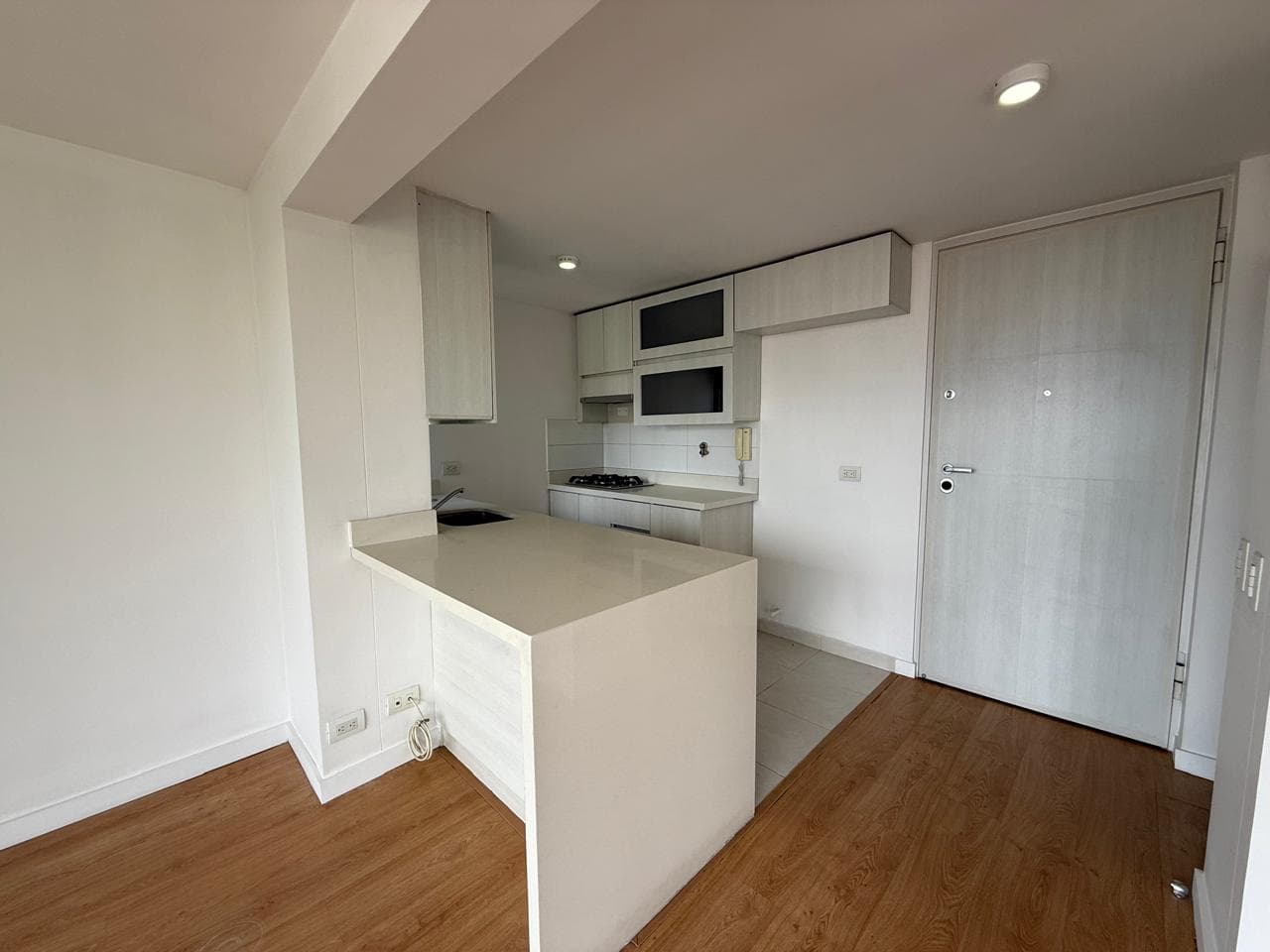 Apartamento en arriendo en La Loma de los Bernal, Belen, Medellín — foto 4 de 19