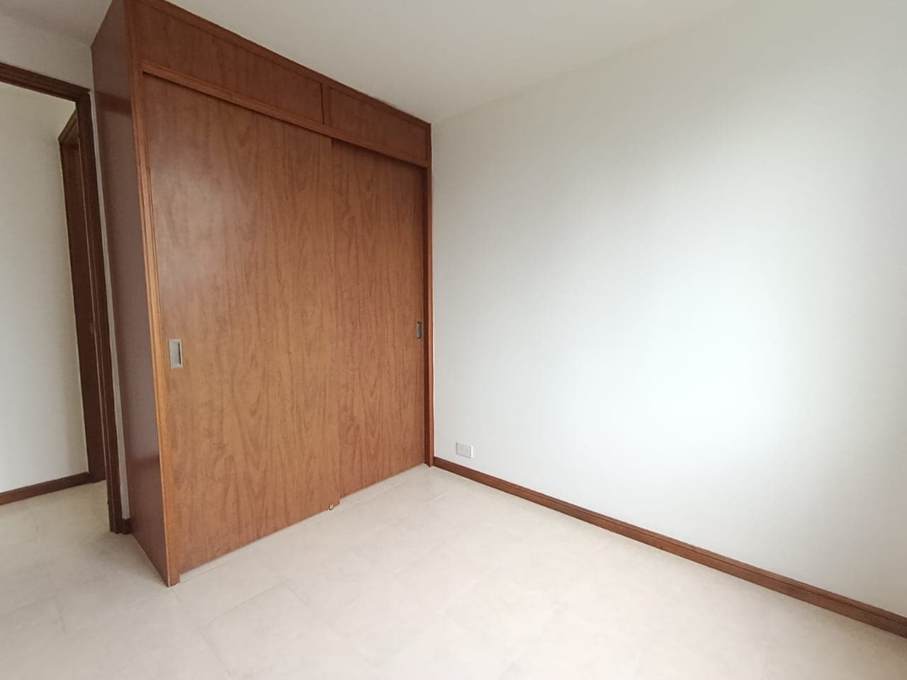 Apartamento en arriendo en Castropol, El Poblado, Medellín — foto 3 de 14