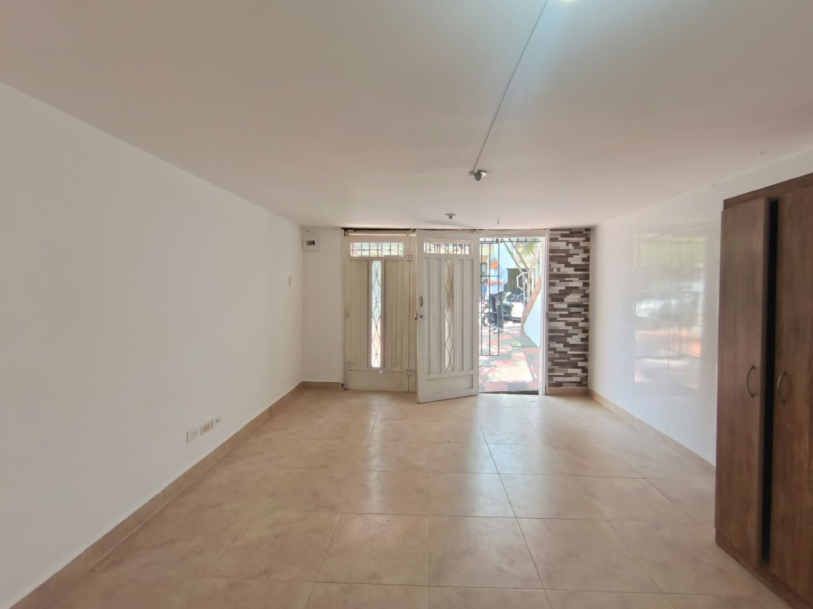Local en arriendo en Santa Mónica, La America, Medellín — foto 3 de 8