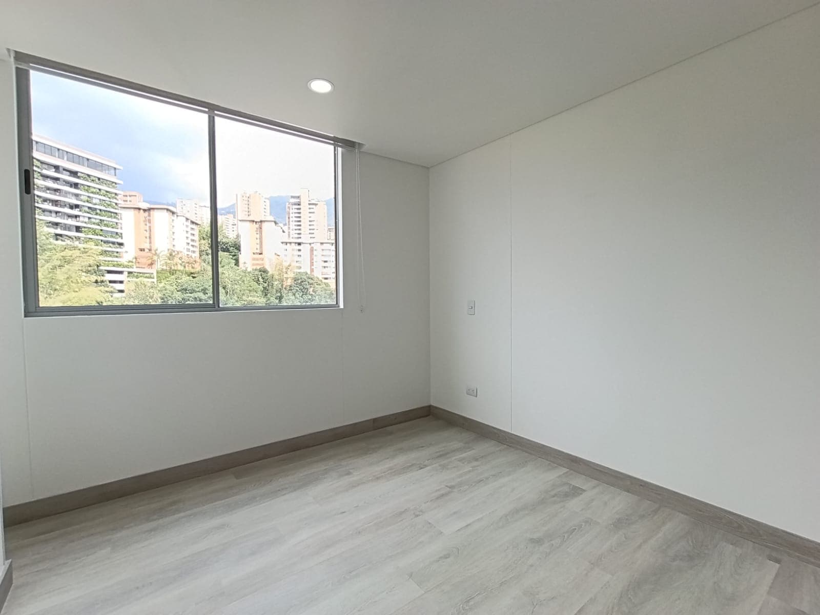 Apartamento en arriendo en La Abadia, Envigado — foto 5 de 17