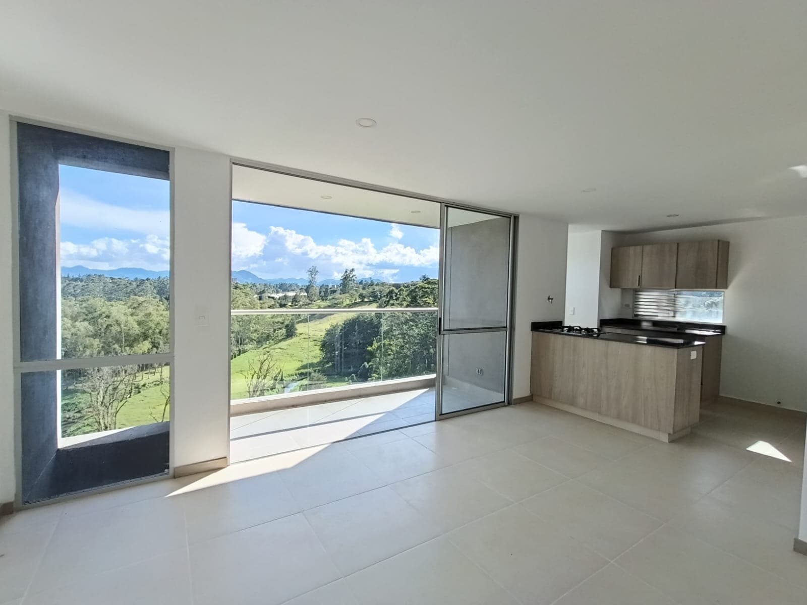 Apartamento en arriendo en Los Colegios, Rionegro — foto 1 de 11