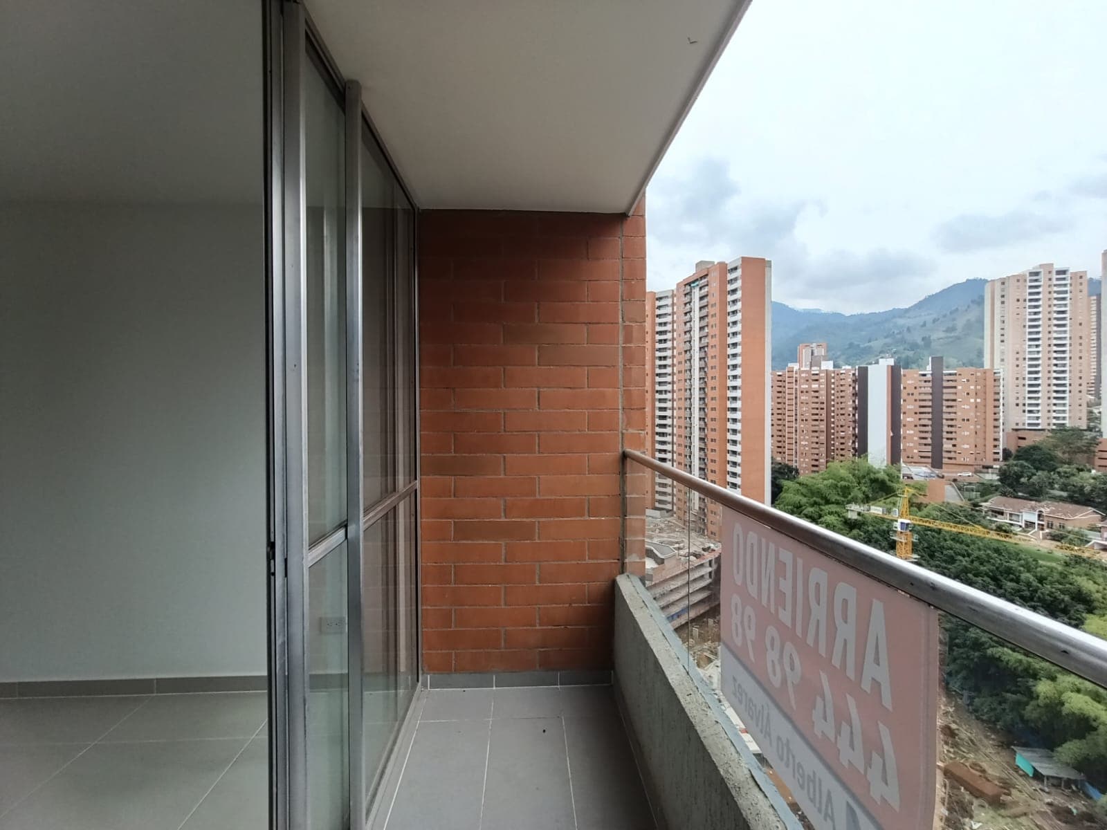 Apartamento en arriendo en La Doctora, Sabaneta — foto 2 de 20