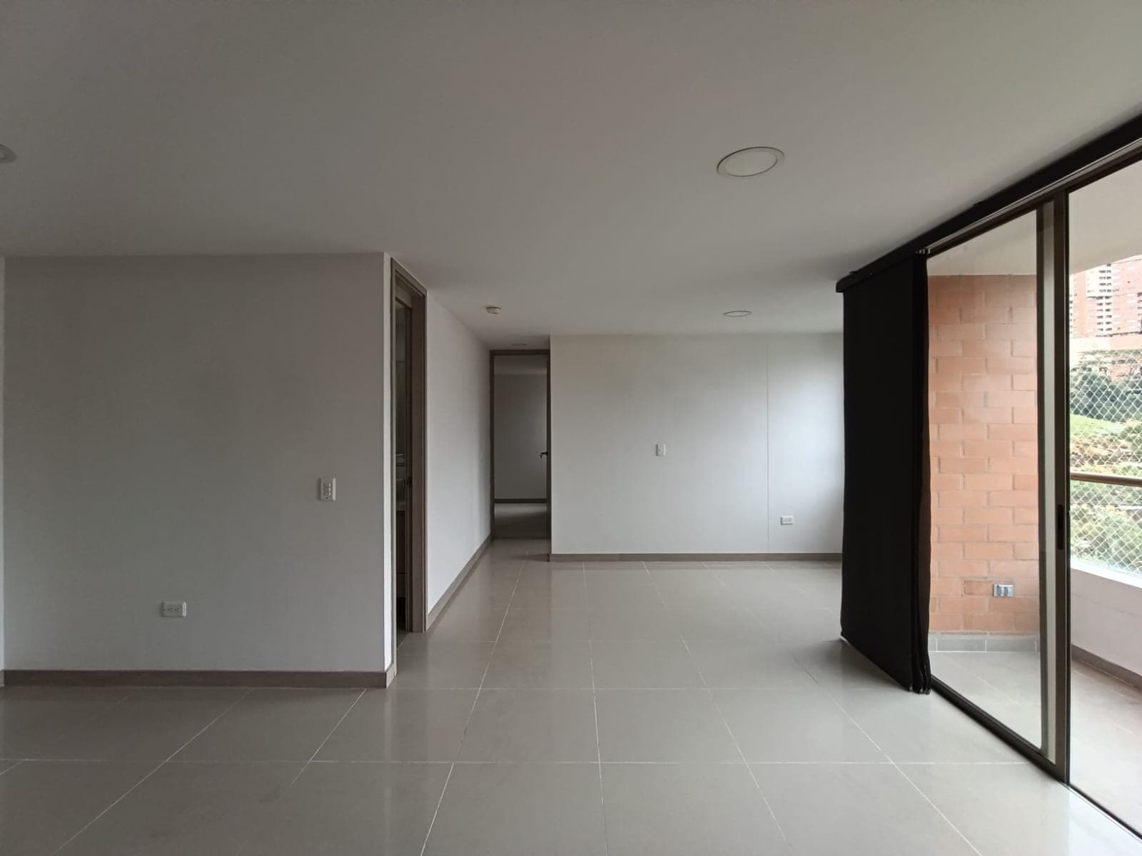 Apartamento en arriendo en El Carmelo Sabaneta — foto 5 de 11