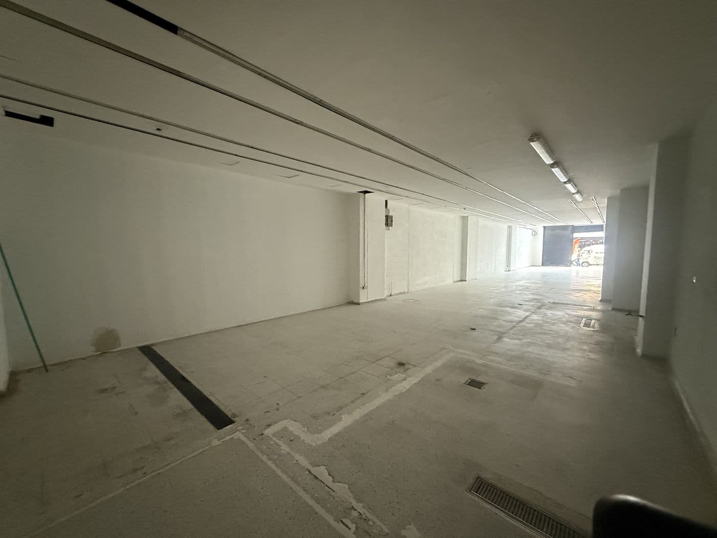 Local en arriendo en Parque de Envigado — foto 1 de 8