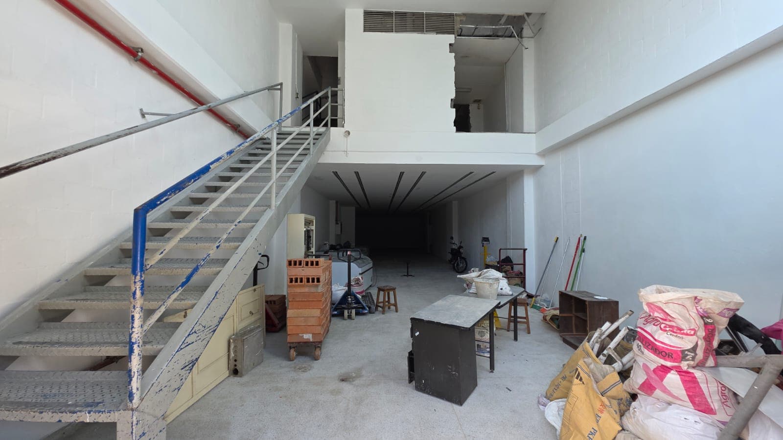 Local en arriendo en Parque de Envigado — foto 4 de 8