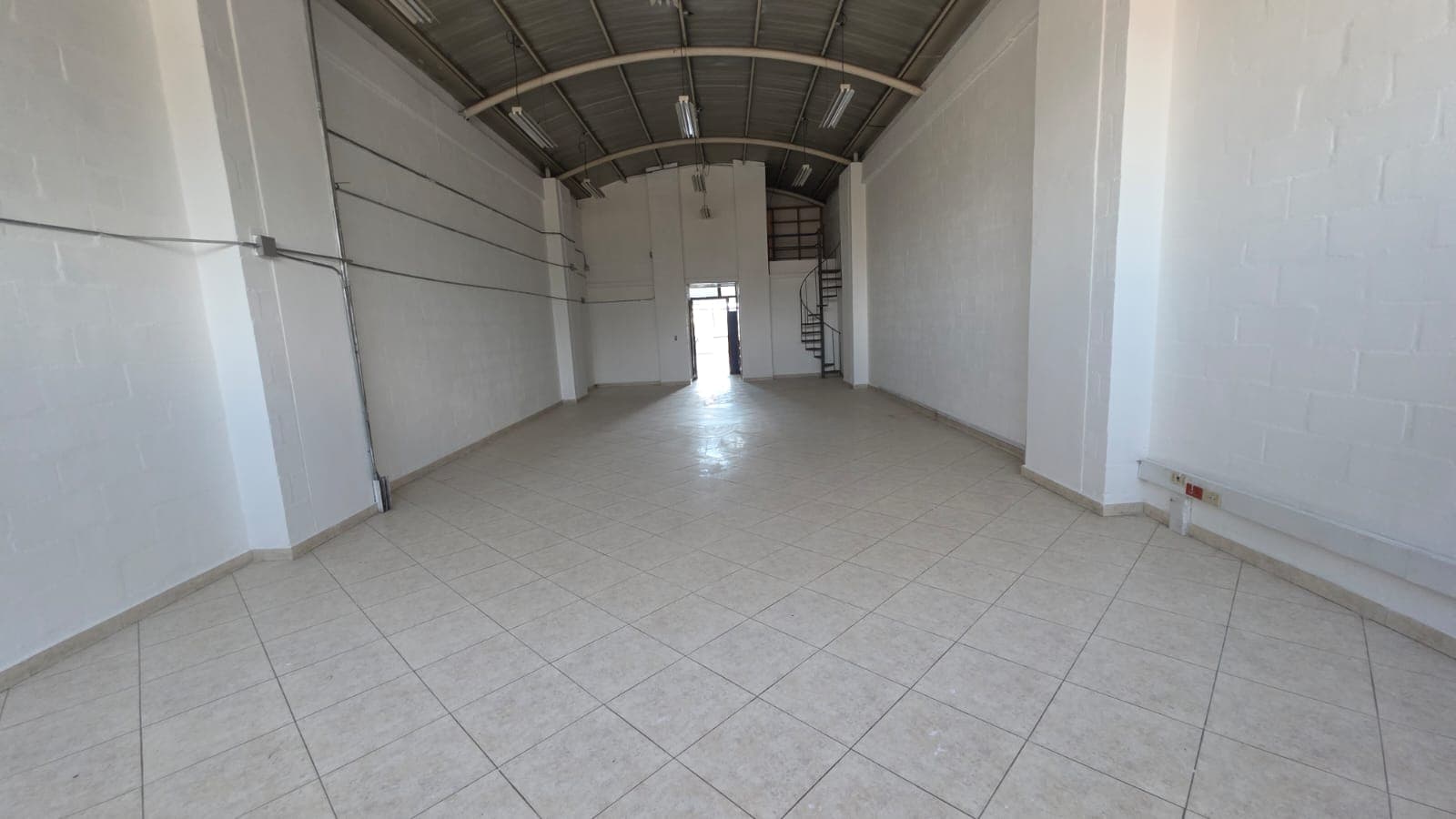 Local en arriendo en Parque de Envigado — foto 4 de 8