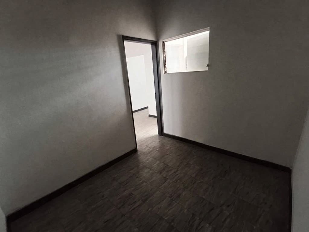 Casa Comercial en arriendo en Calasanz, La America, Medellín — foto 2 de 20
