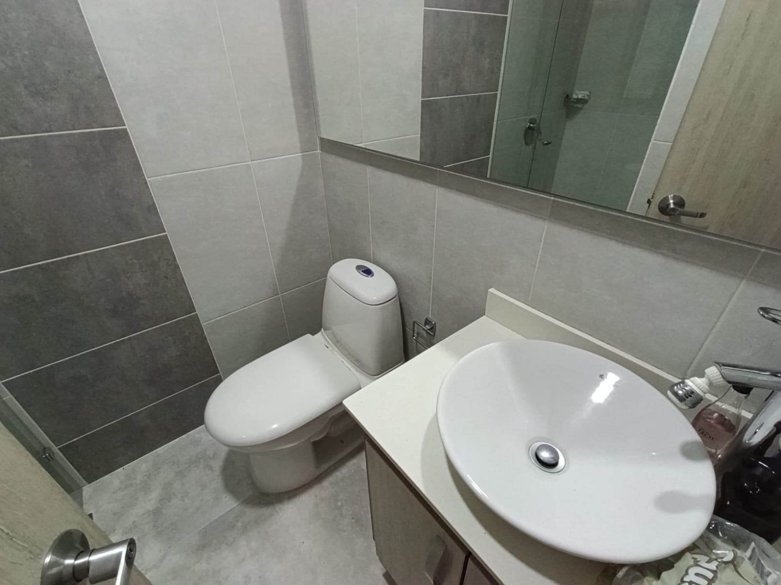 Apartamento en arriendo en Laureles Medellín — foto 2 de 10