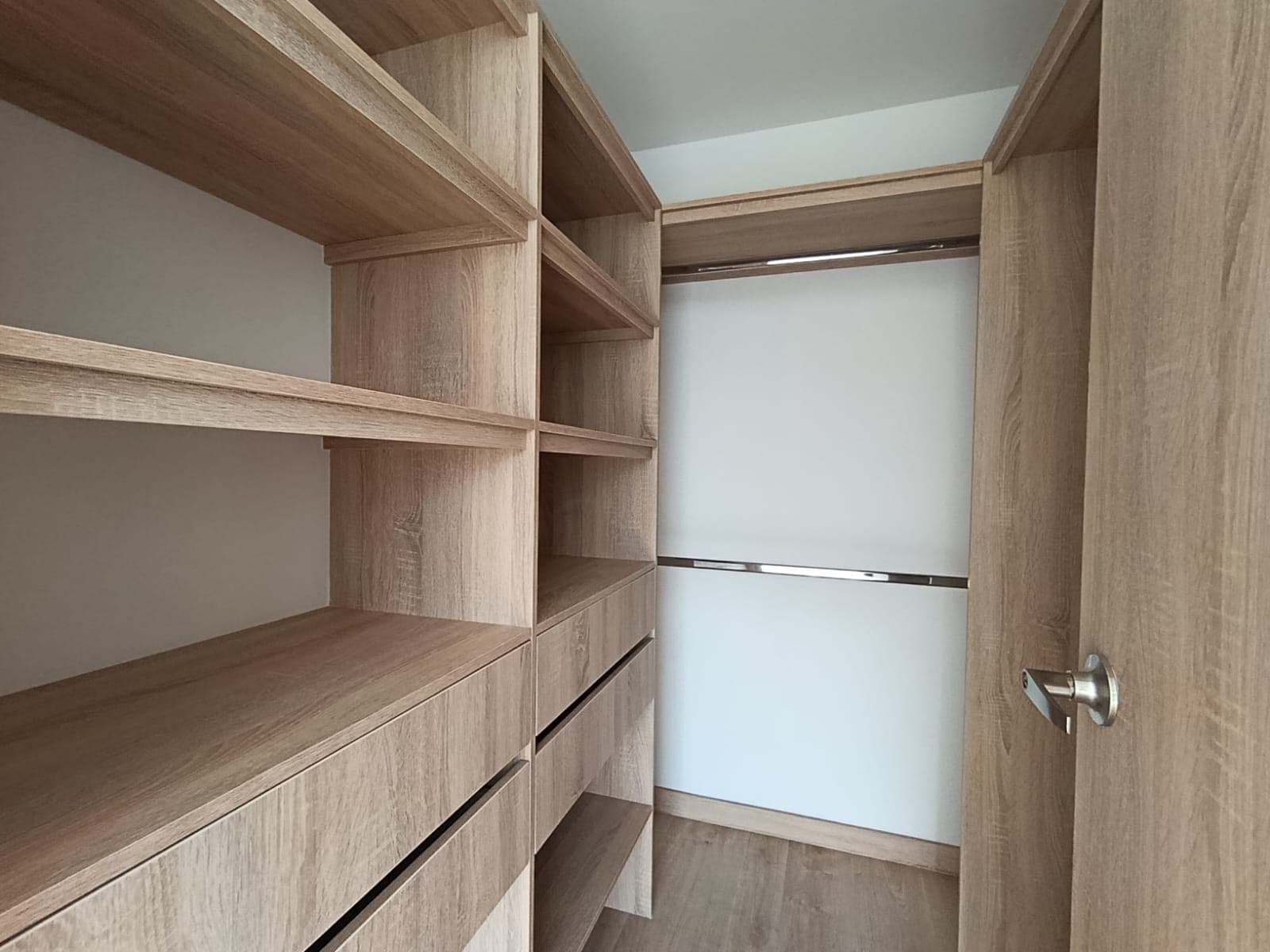 Apartamento en arriendo en Loma San José Sabaneta — foto 2 de 18