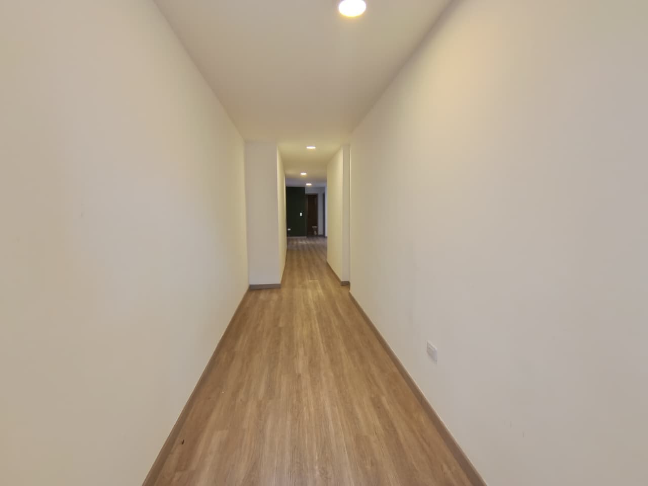 Apartamento en arriendo en Suramericana, Laureles, Medellín — foto 3 de 9