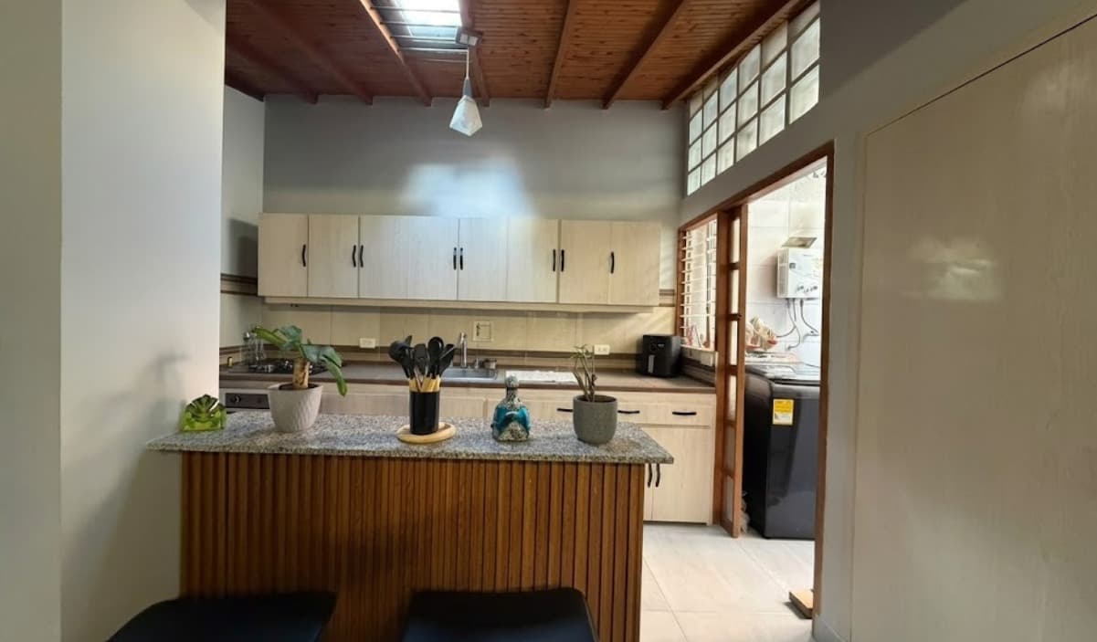 Apartamento en arriendo en Laureles Medellín — foto 2 de 11