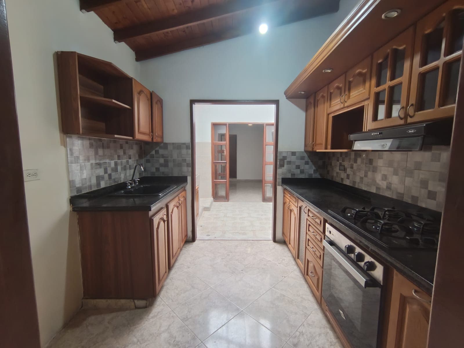 Apartamento en arriendo en Santa Mónica, La America, Medellín — foto 1 de 20
