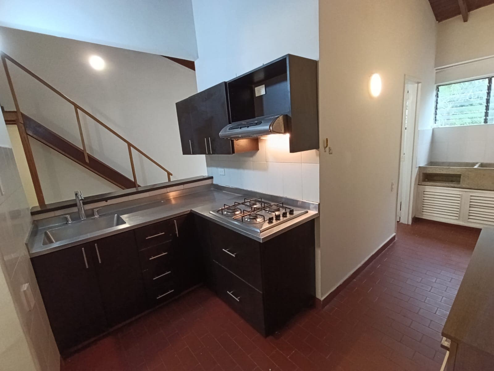 Apartamento en arriendo en Calasanz, La America, Medellín — foto 1 de 20