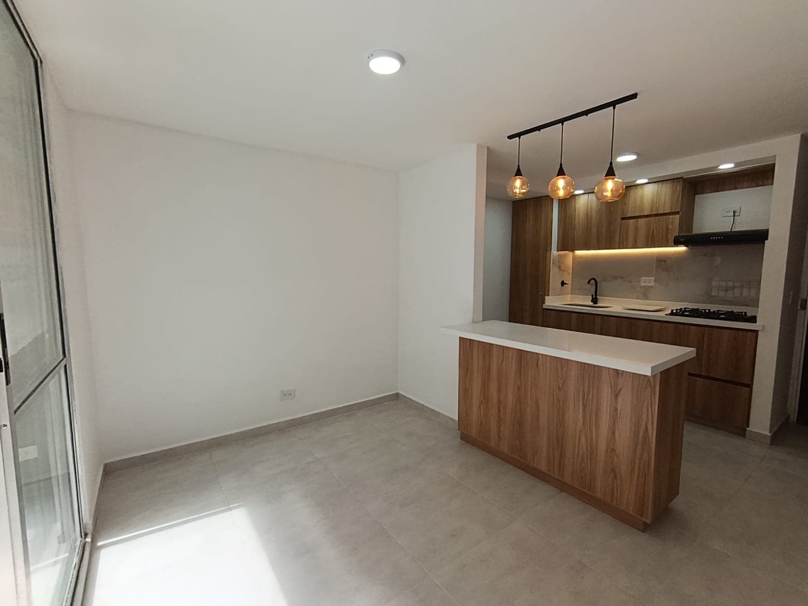 Apartamento en arriendo en Marinilla — foto 3 de 12
