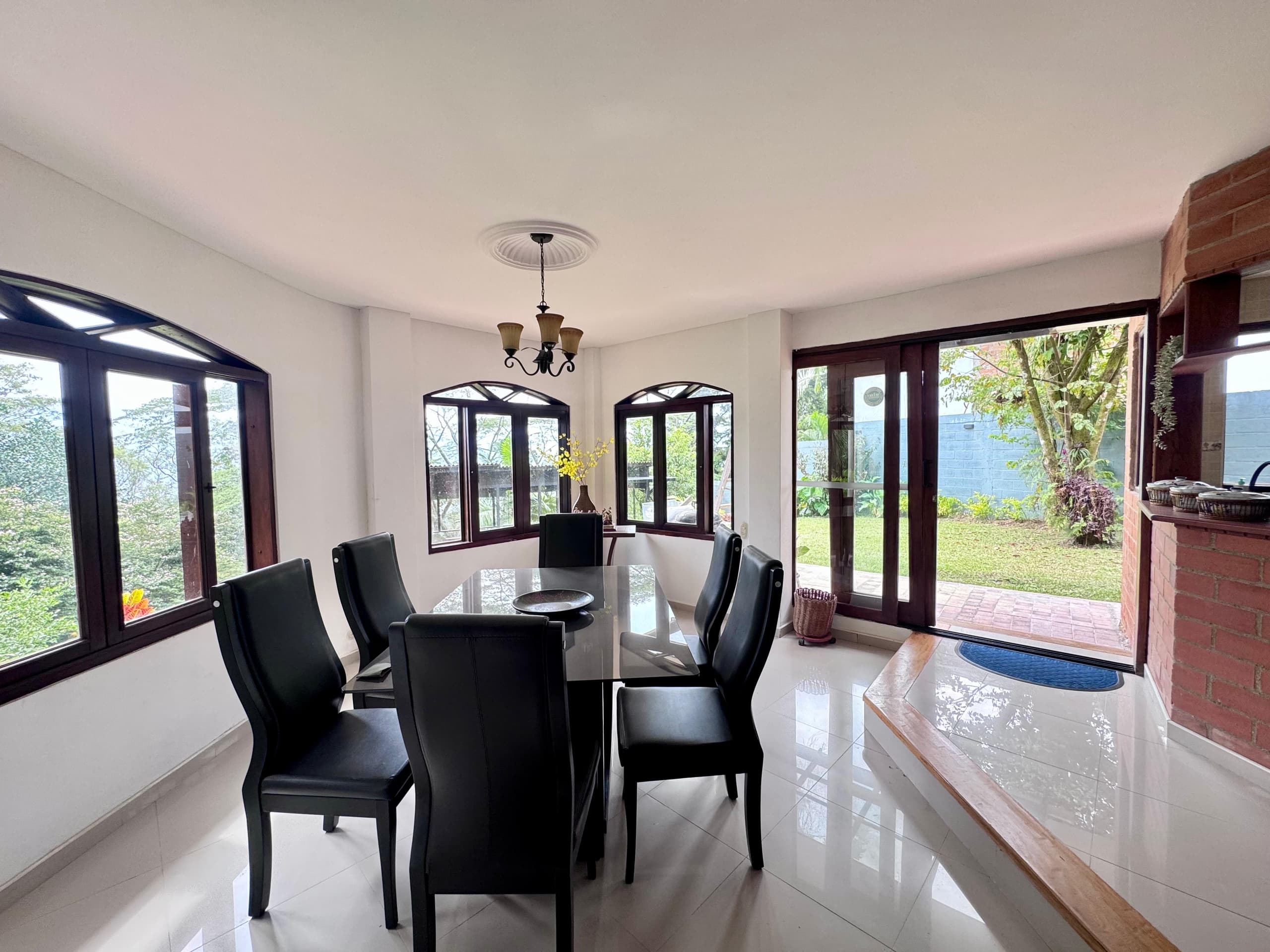 Casa Campestre en arriendo en Loma del Atravesado, Envigado — foto 4 de 20