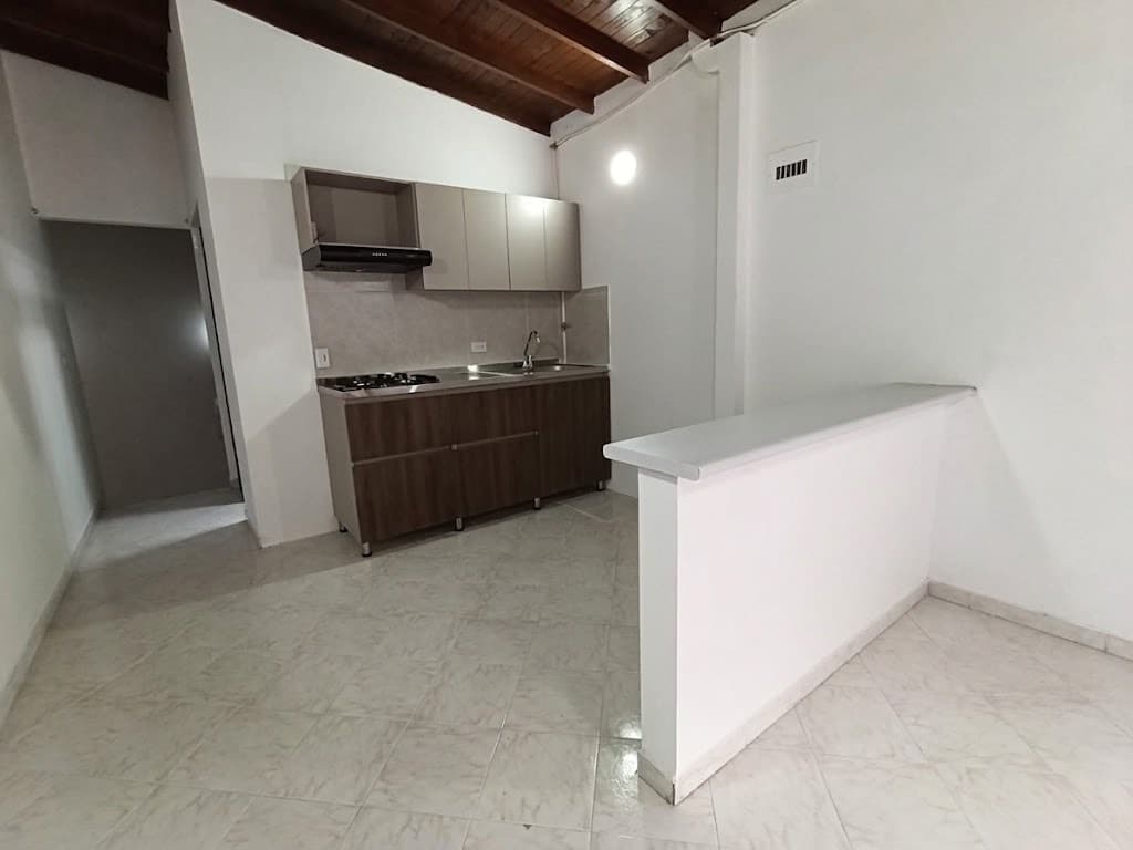 Apartaestudio en arriendo en Santa Lucía, La America, Medellín — foto 1 de 15