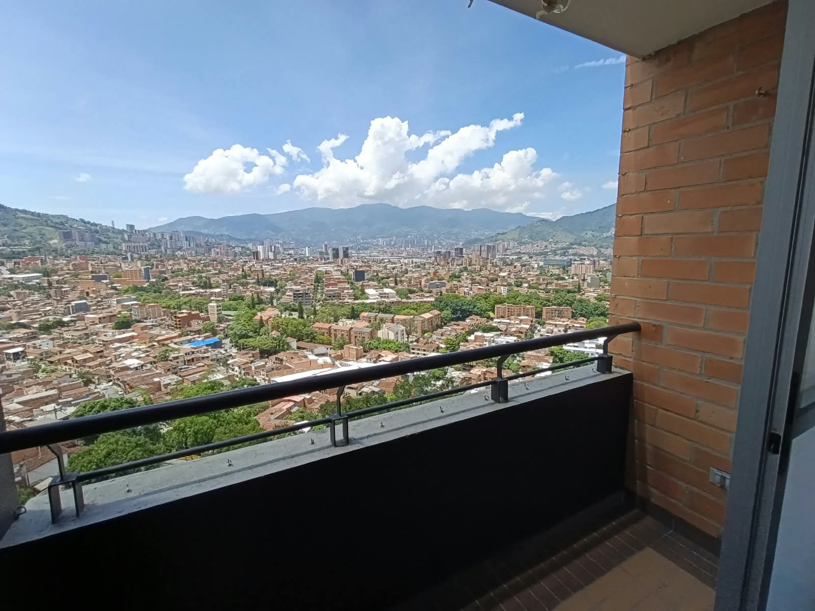 Apartamento en arriendo en El Esmeraldal, Envigado — foto 2 de 20