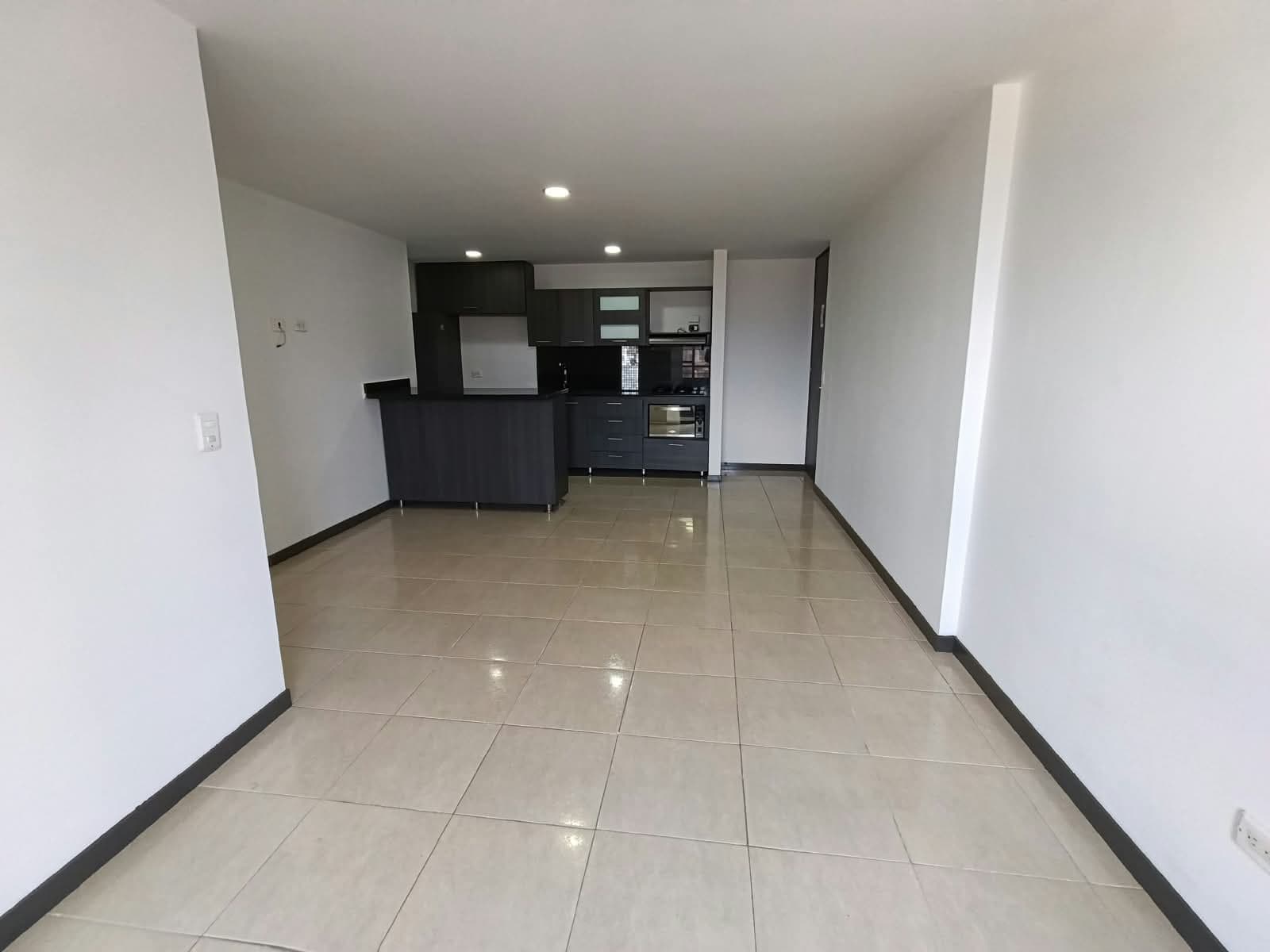 Apartamento en arriendo en El Esmeraldal, Envigado — foto 4 de 20