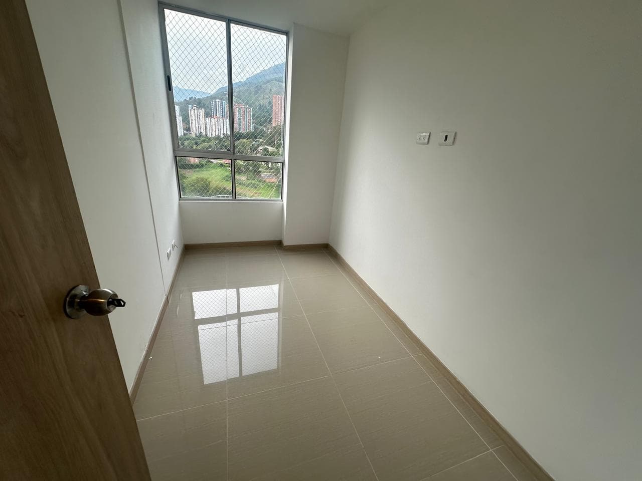 Apartamento en arriendo en Navarra, Bello — foto 2 de 15