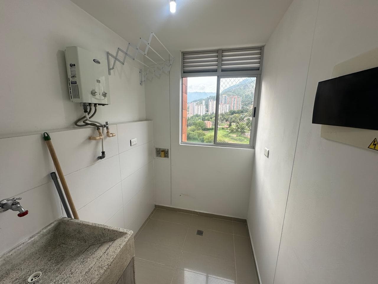 Apartamento en arriendo en Navarra, Bello — foto 5 de 15