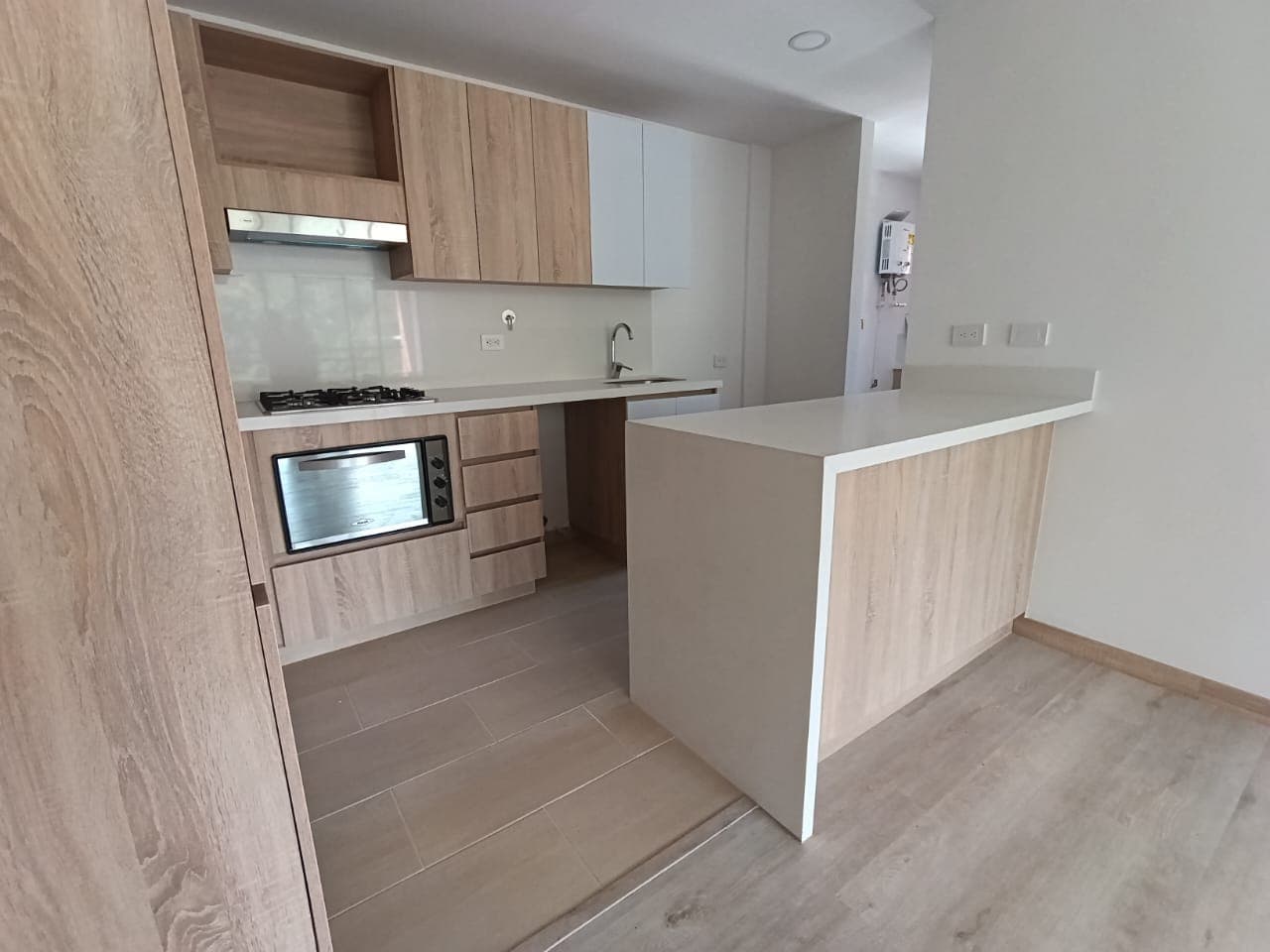 Apartamento en arriendo en Camino Verde, Envigado — foto 2 de 16