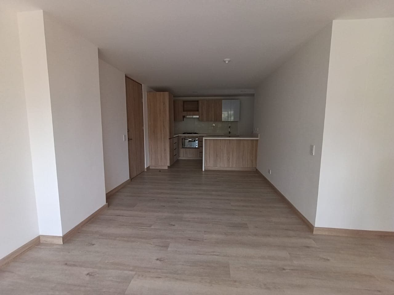 Apartamento en arriendo en Camino Verde, Envigado — foto 5 de 16