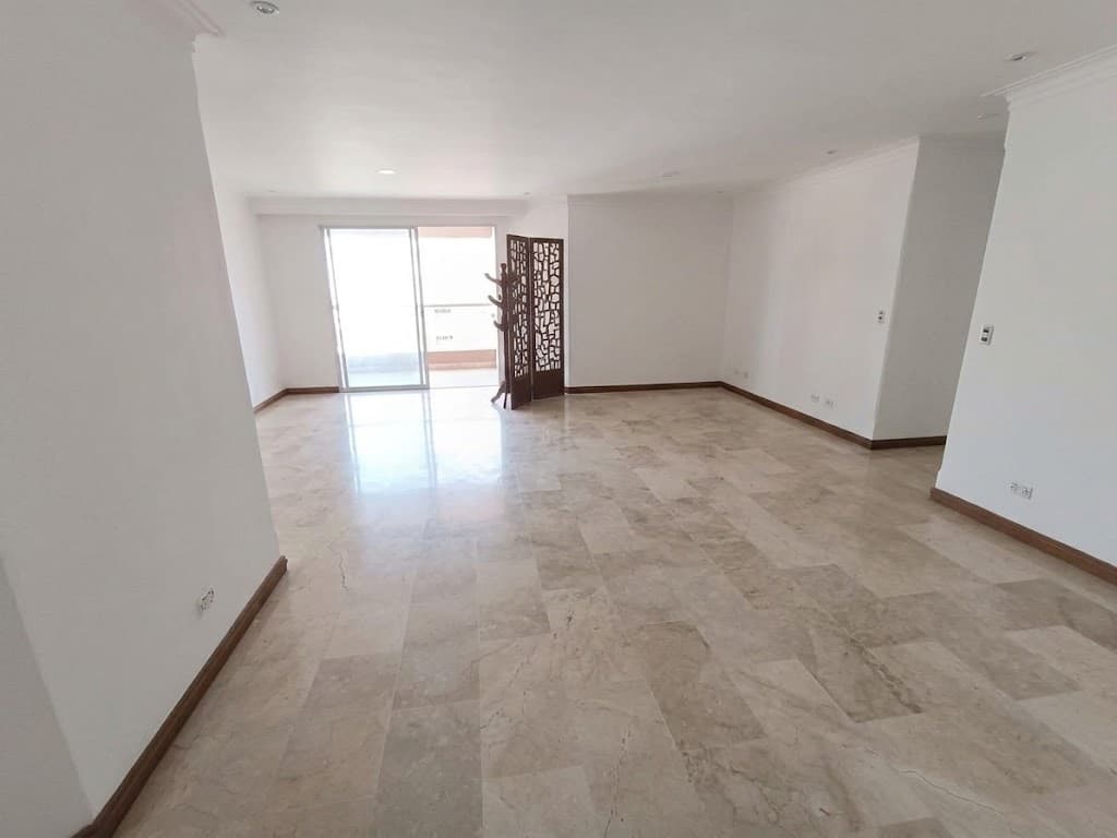 Apartamento en arriendo en Laureles Medellín — foto 1 de 20