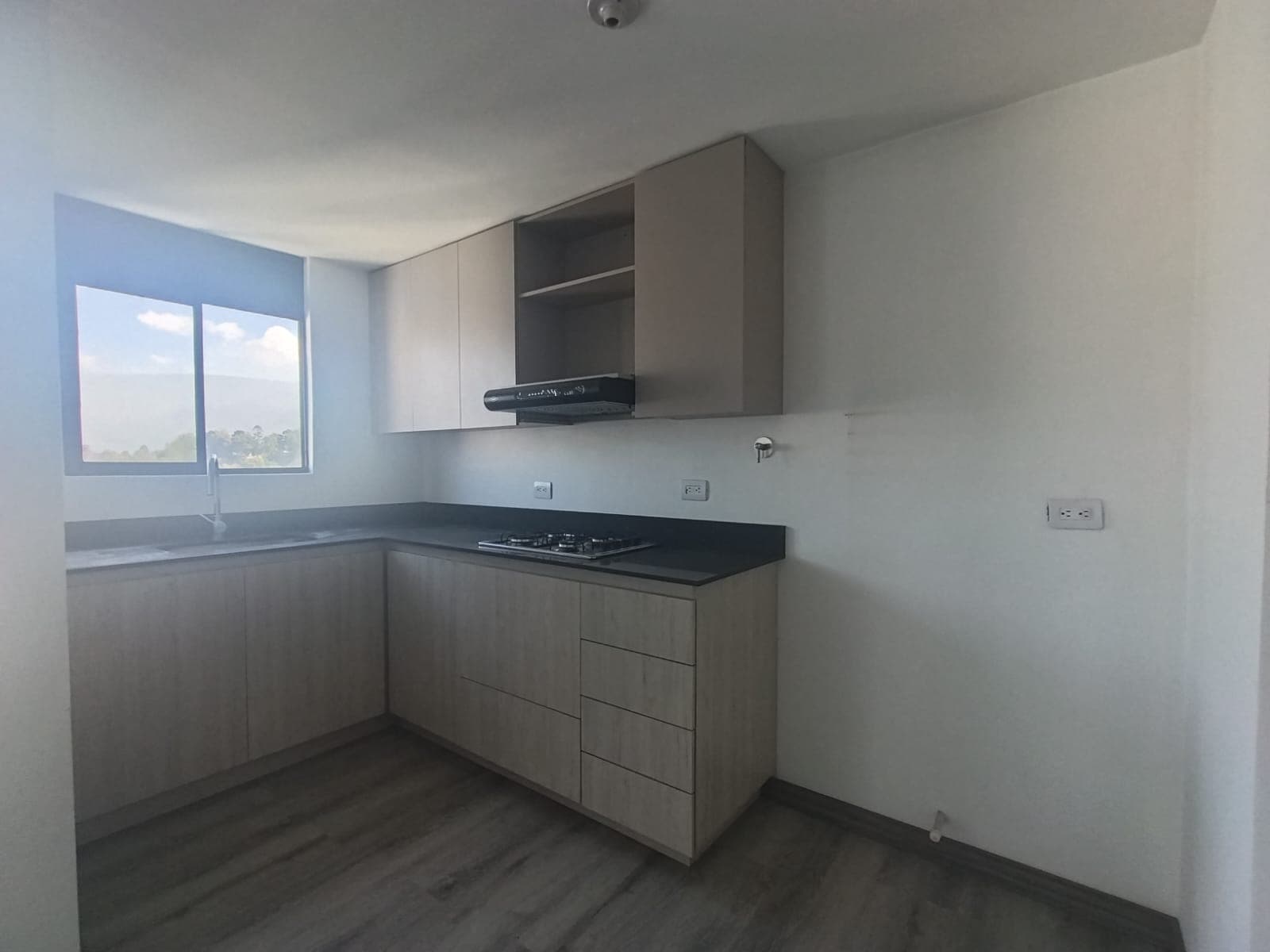 Apartamento en arriendo en Las Palmas Medellín, Centro — foto 4 de 20