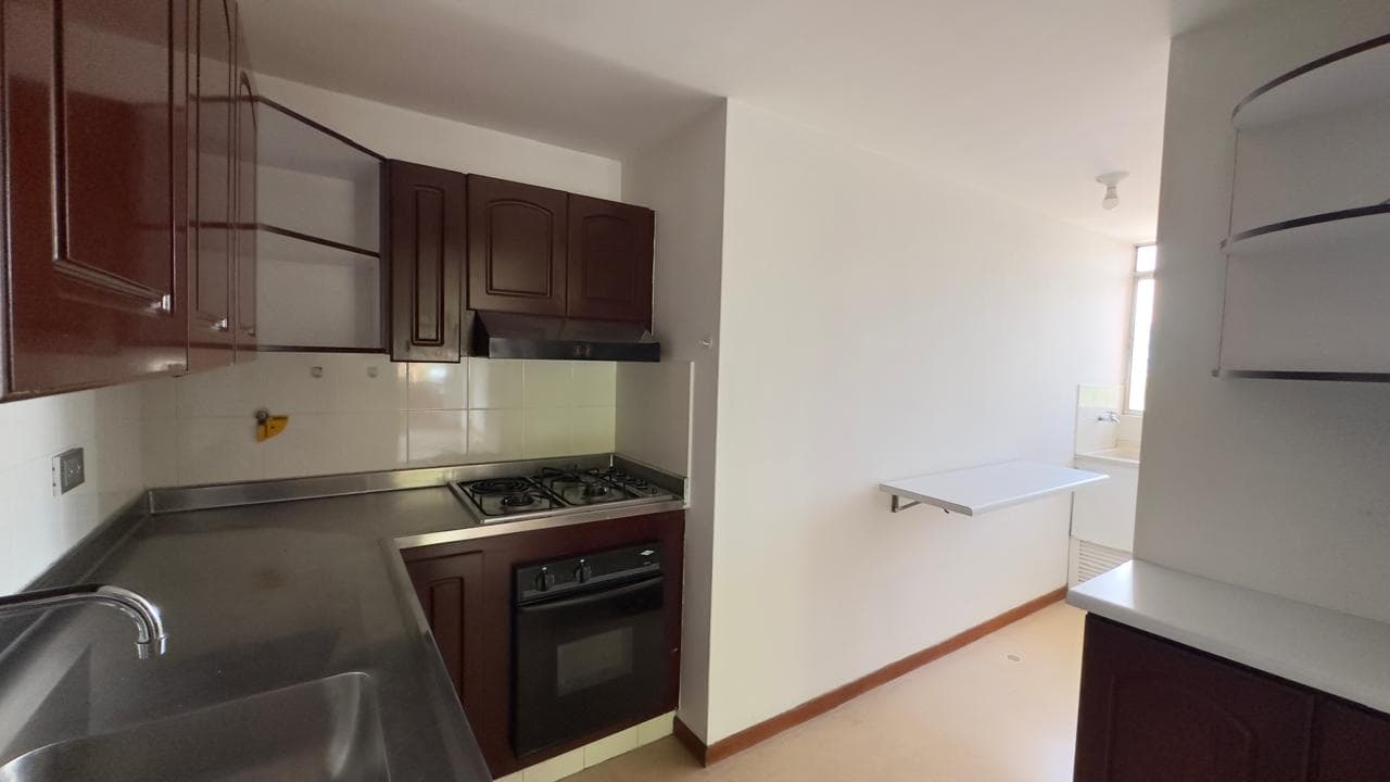 Apartamento en arriendo en Medellín — foto 4 de 13